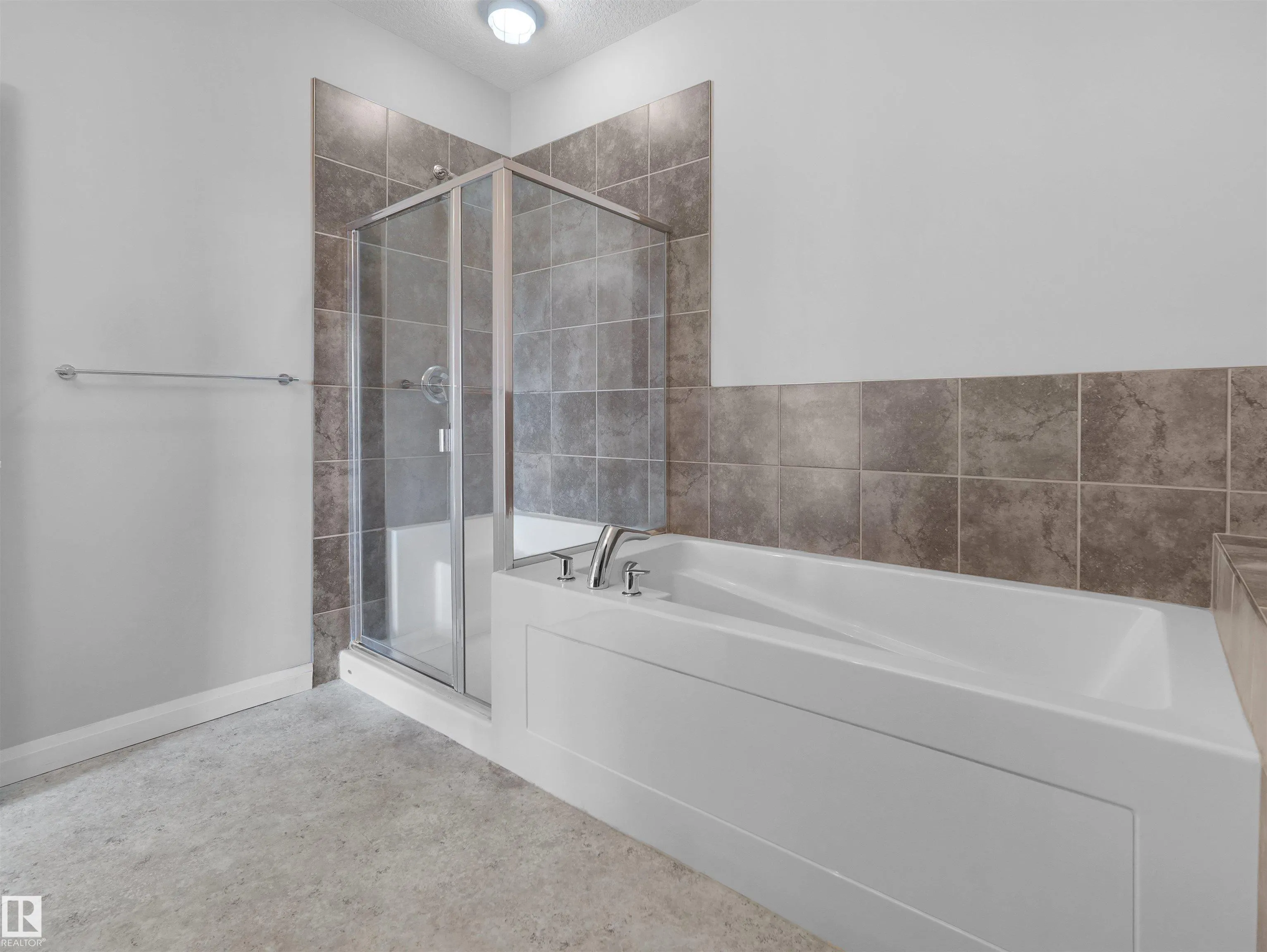 2588 ANDERSON Way