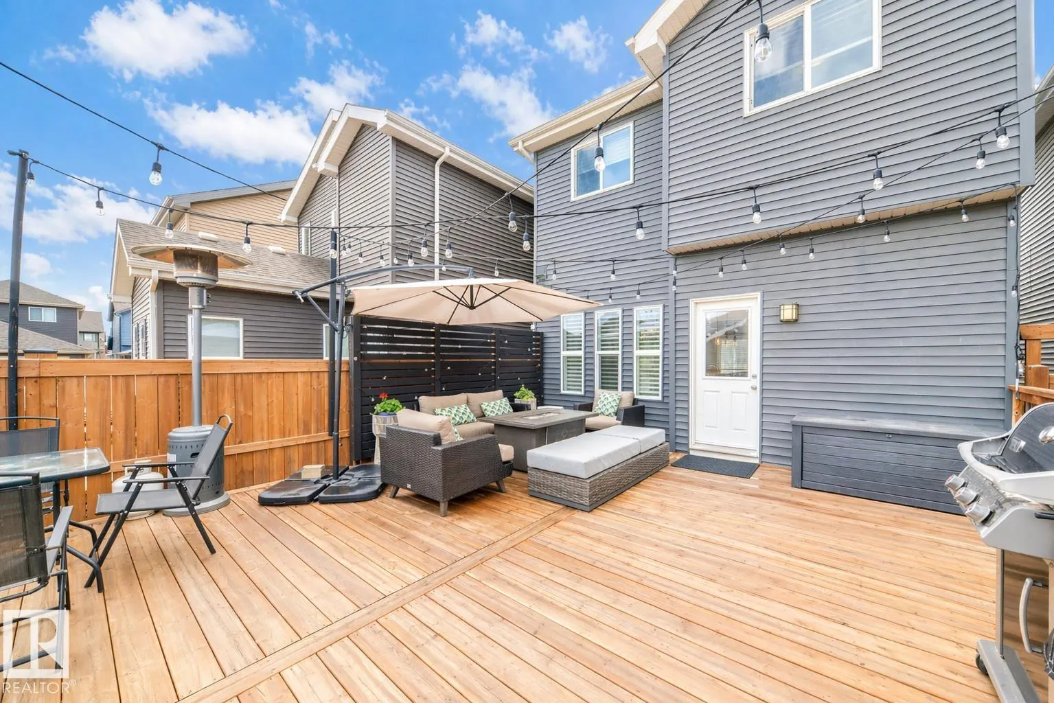 3278 CHERRY Crescent