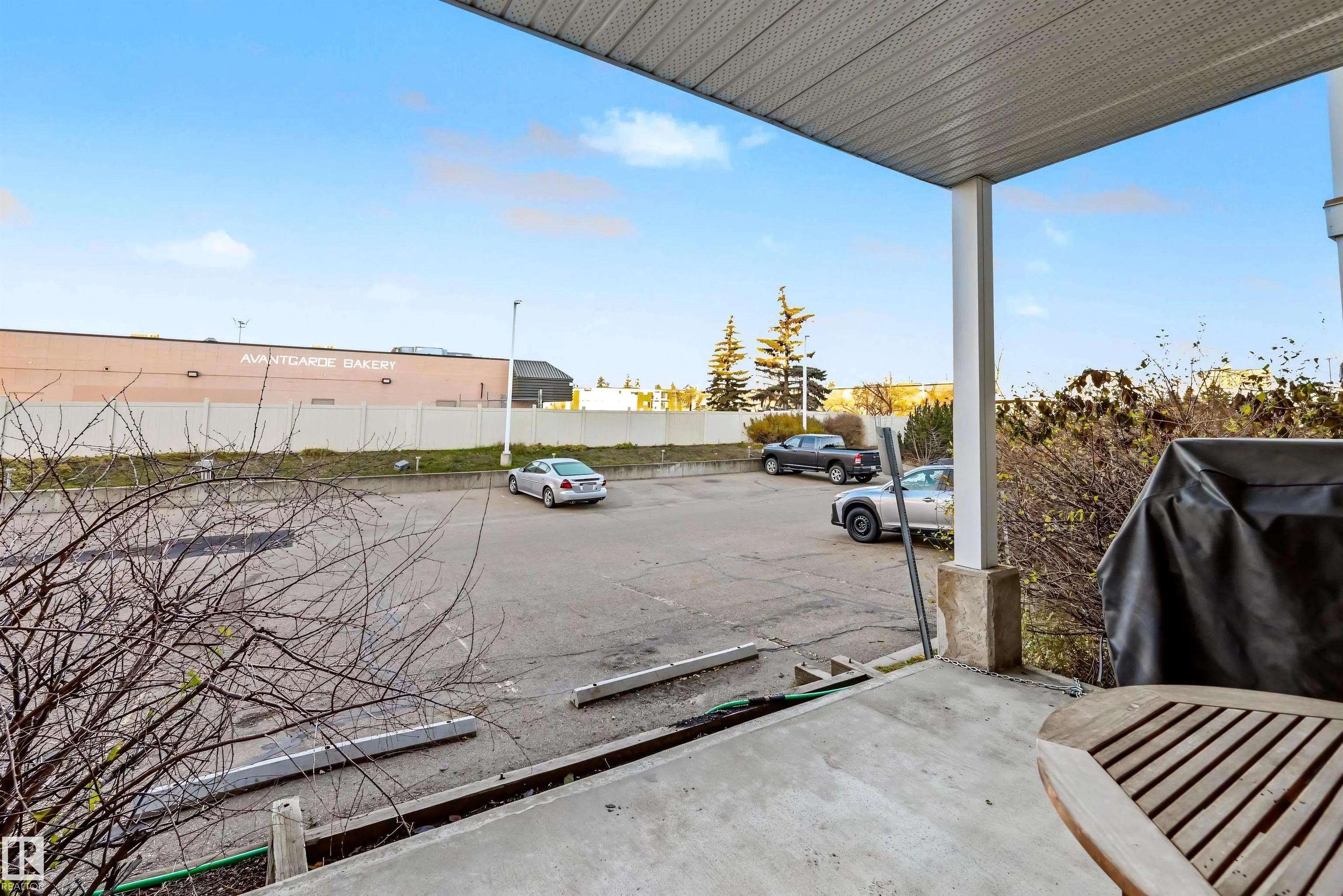 10511 42 Avenue