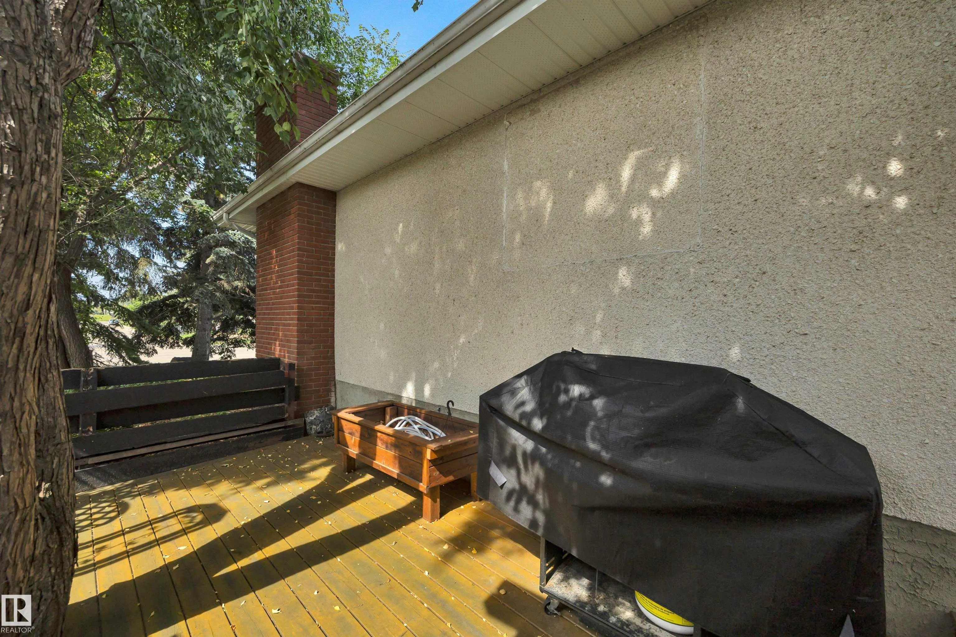 5003 143 Street