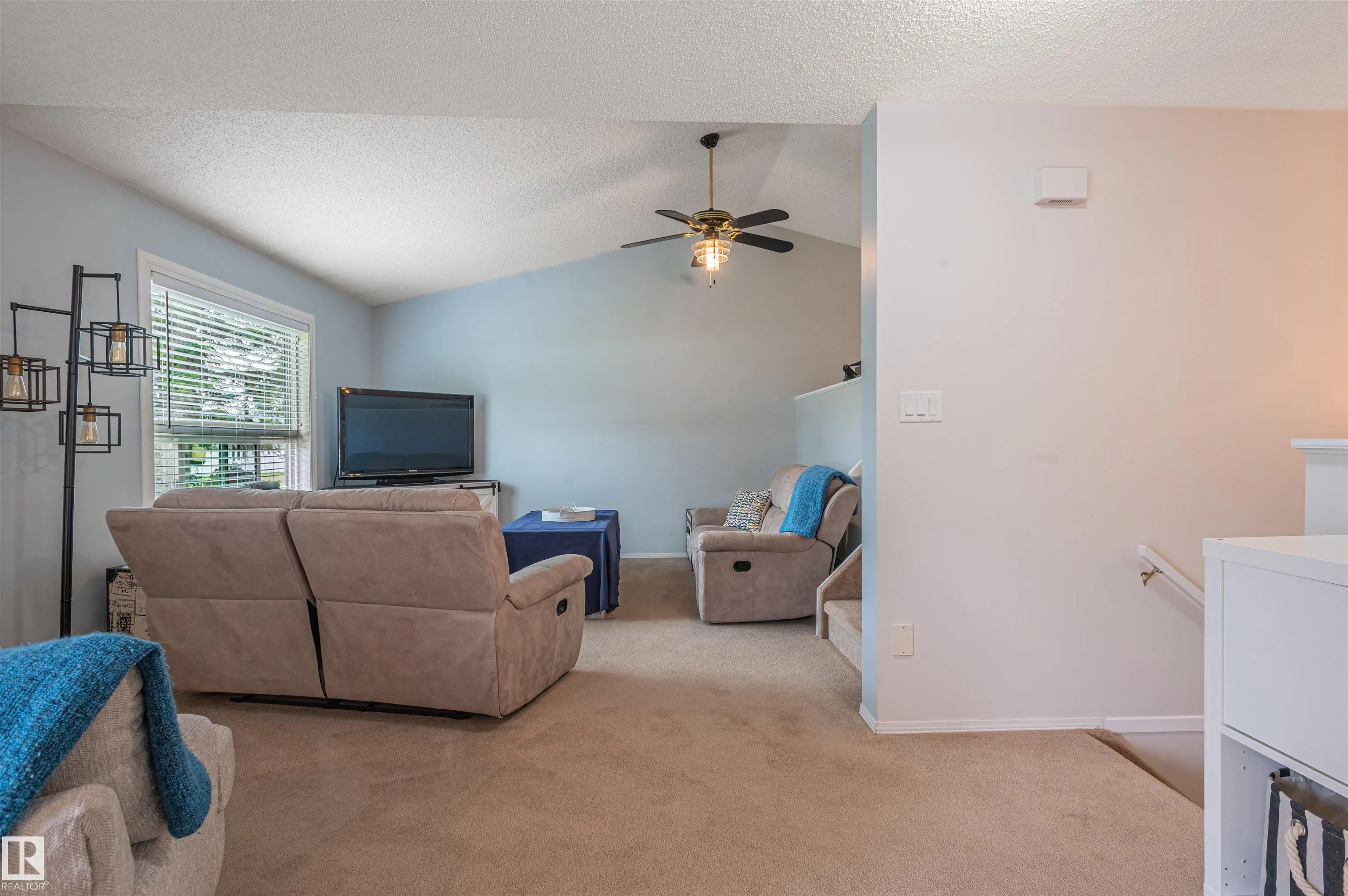 1817 MILL WOODS Road