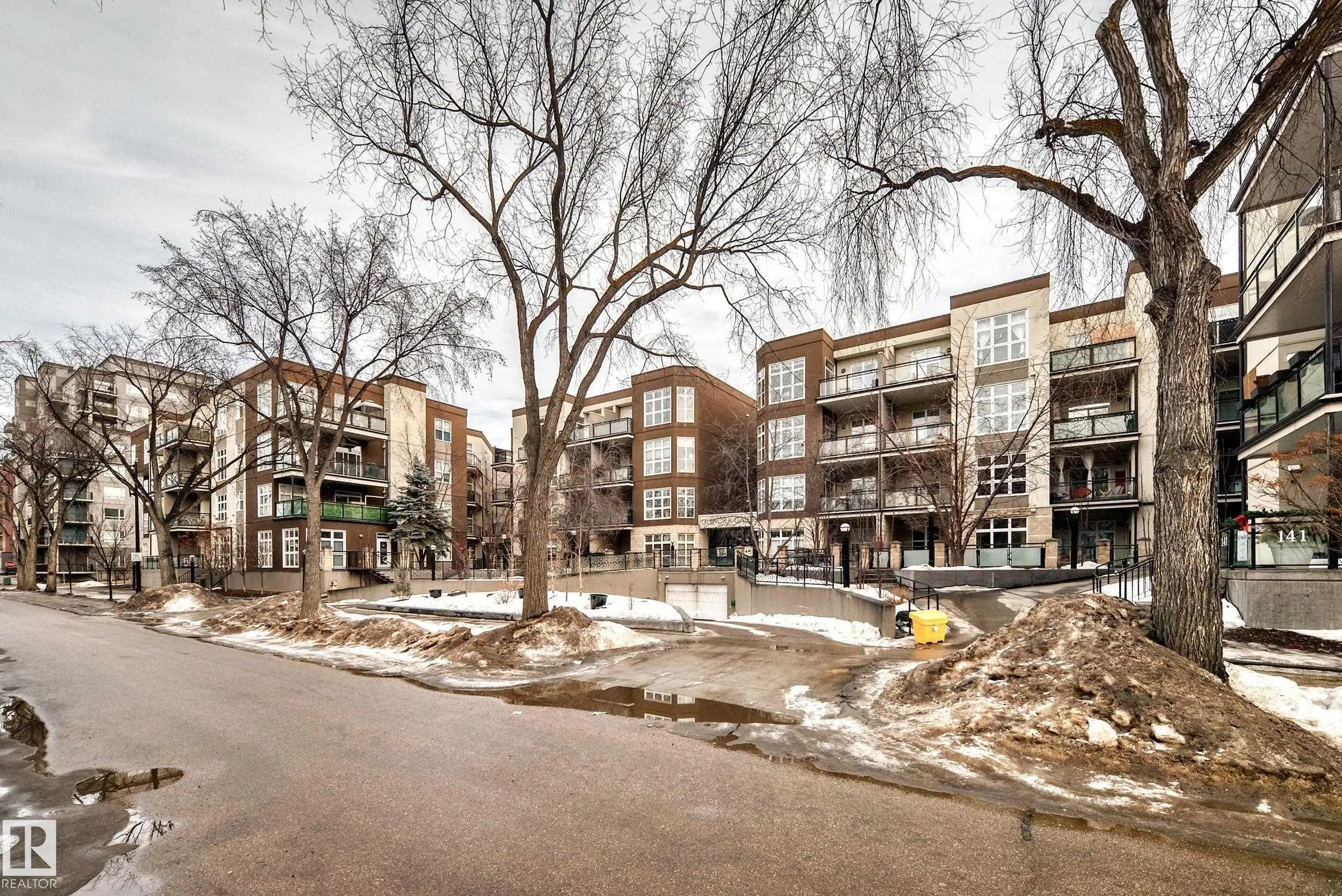 10407 122 Street