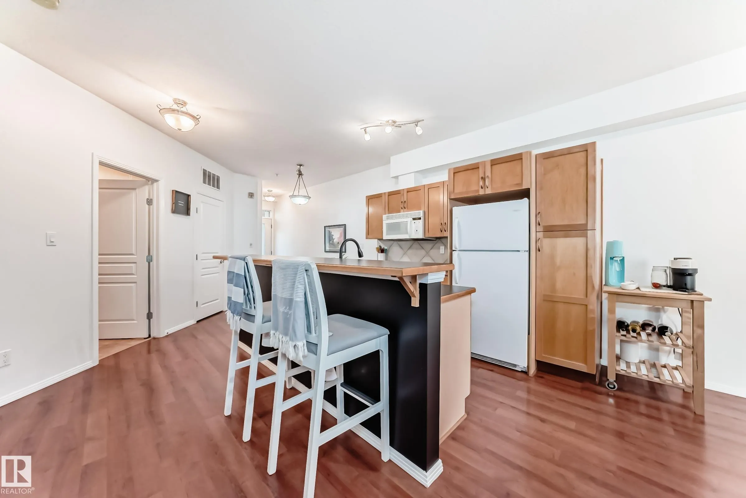10407 122 Street