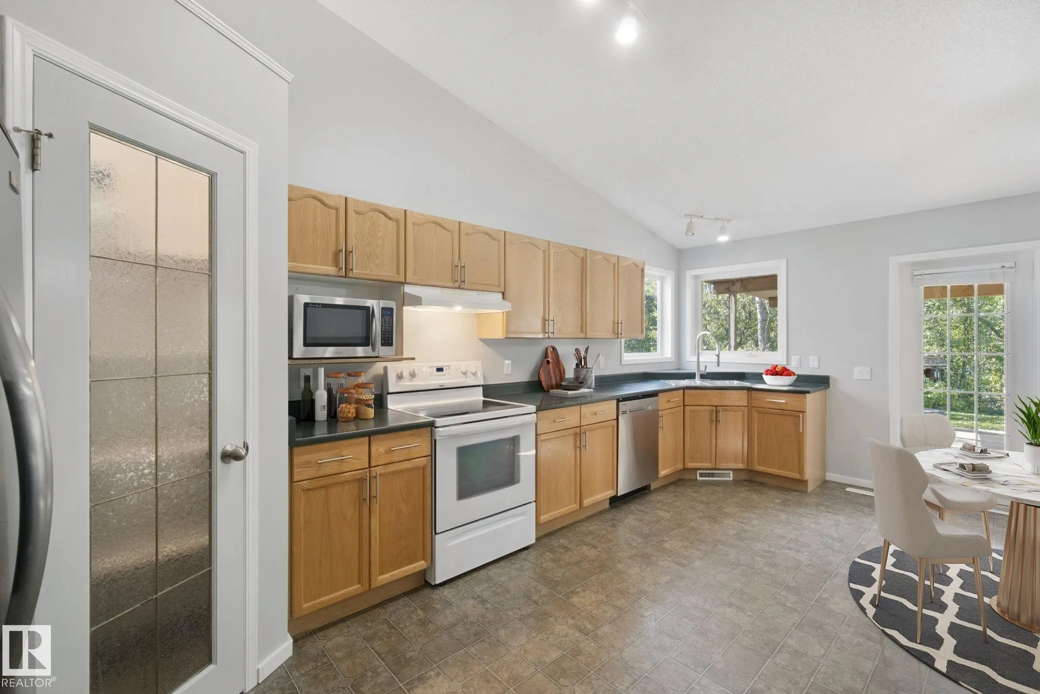 24 LA COSTA FAIRWAY Close