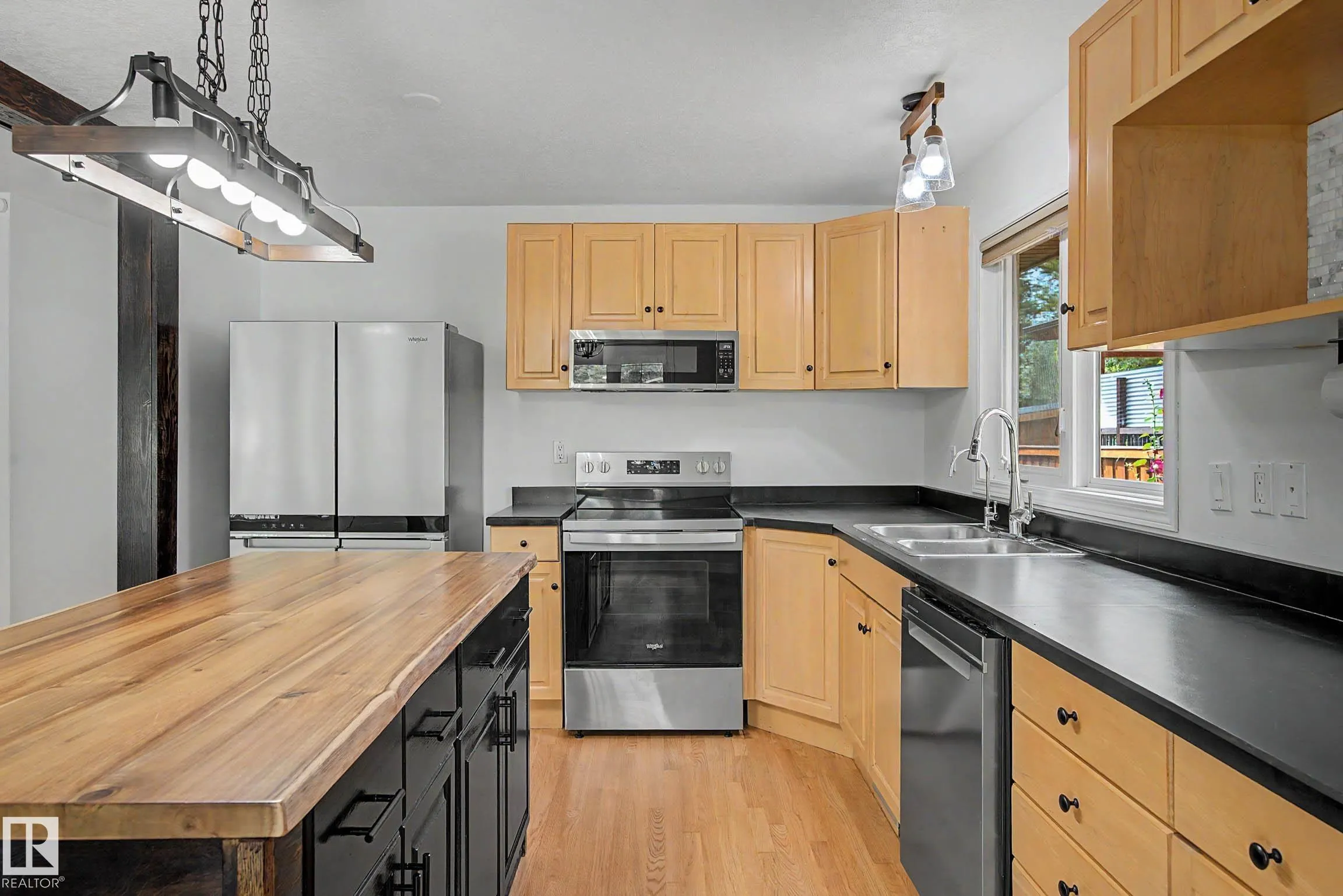 160 Mission Avenue