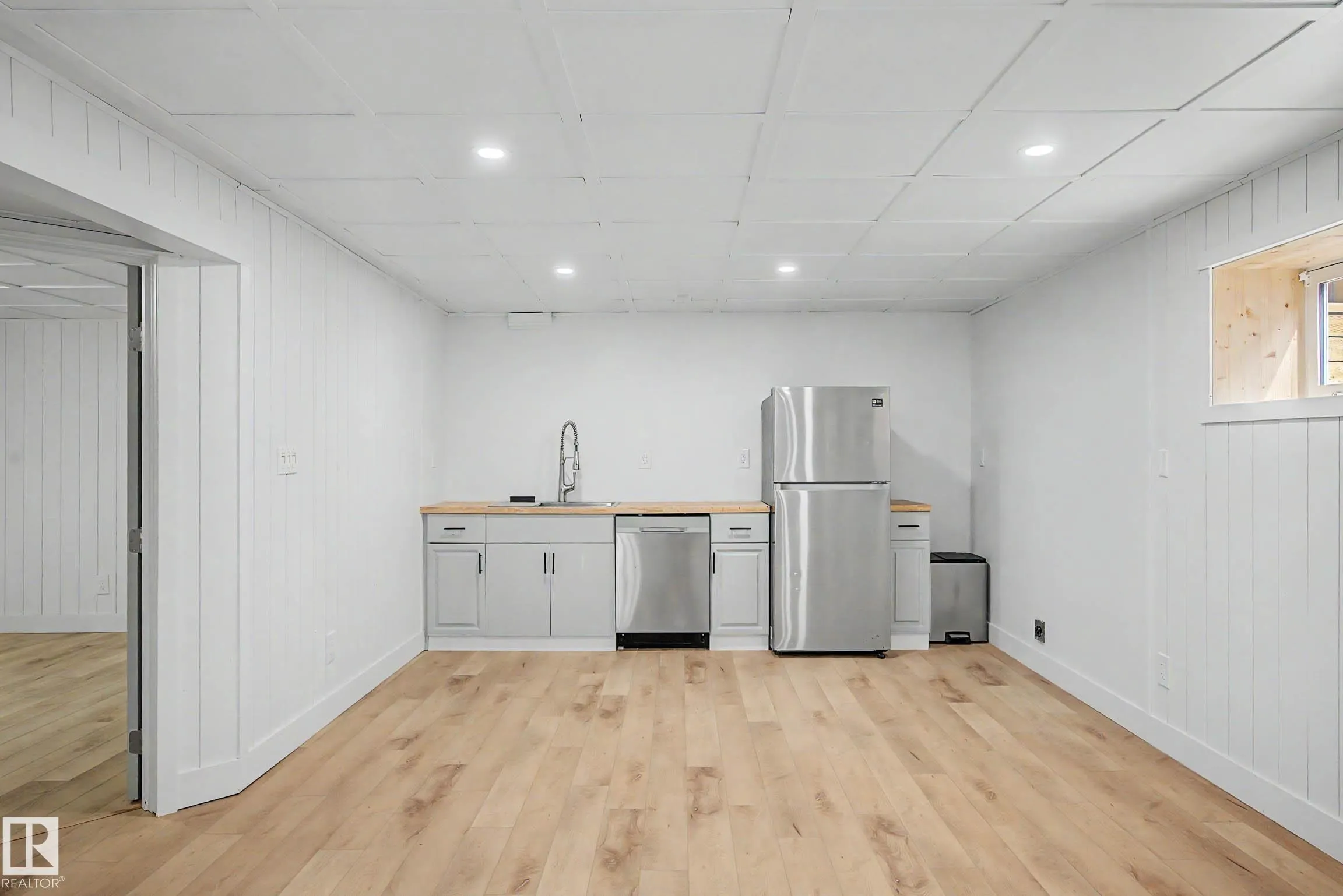160 Mission Avenue