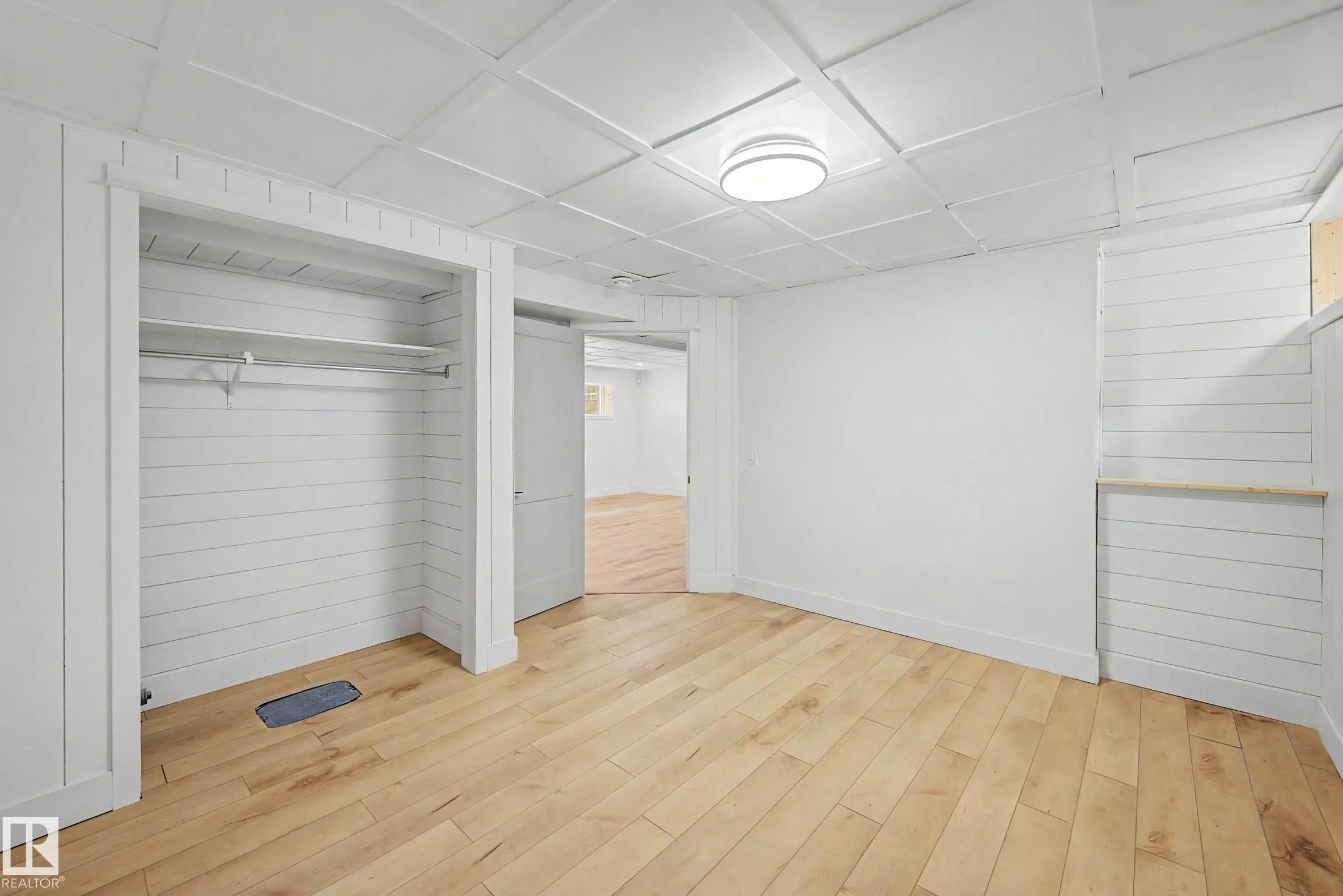 160 Mission Avenue