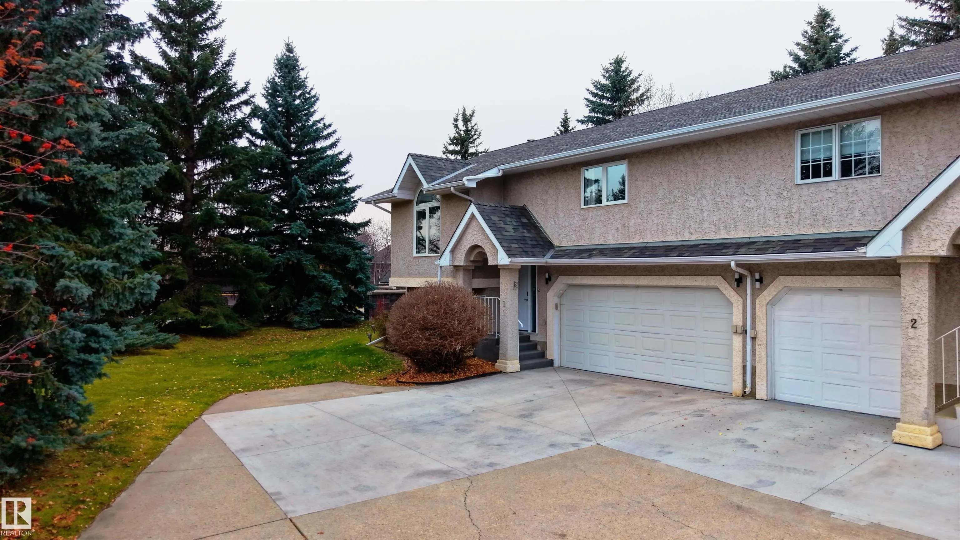 15 POIRIER Avenue
