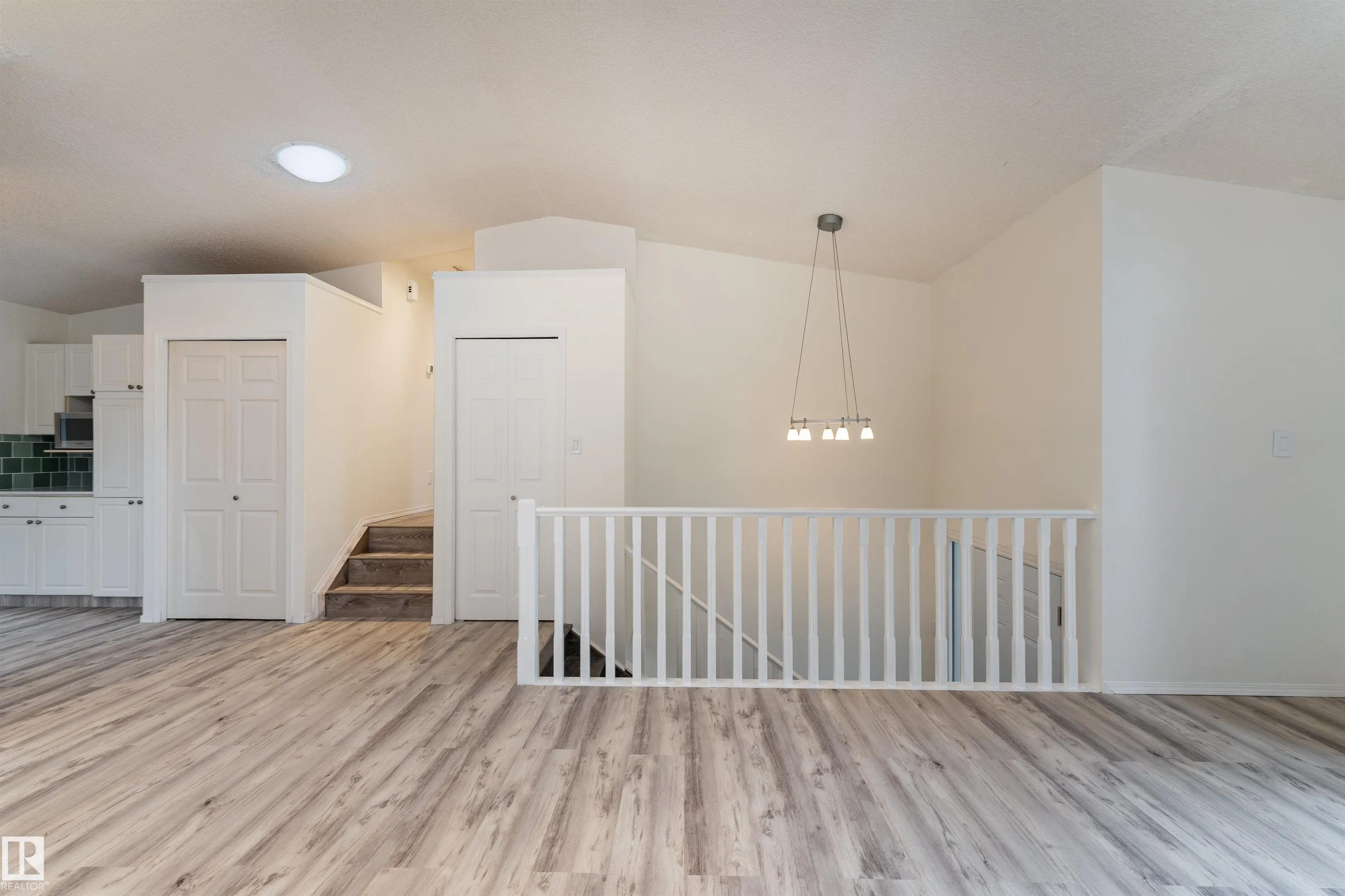 15 POIRIER Avenue