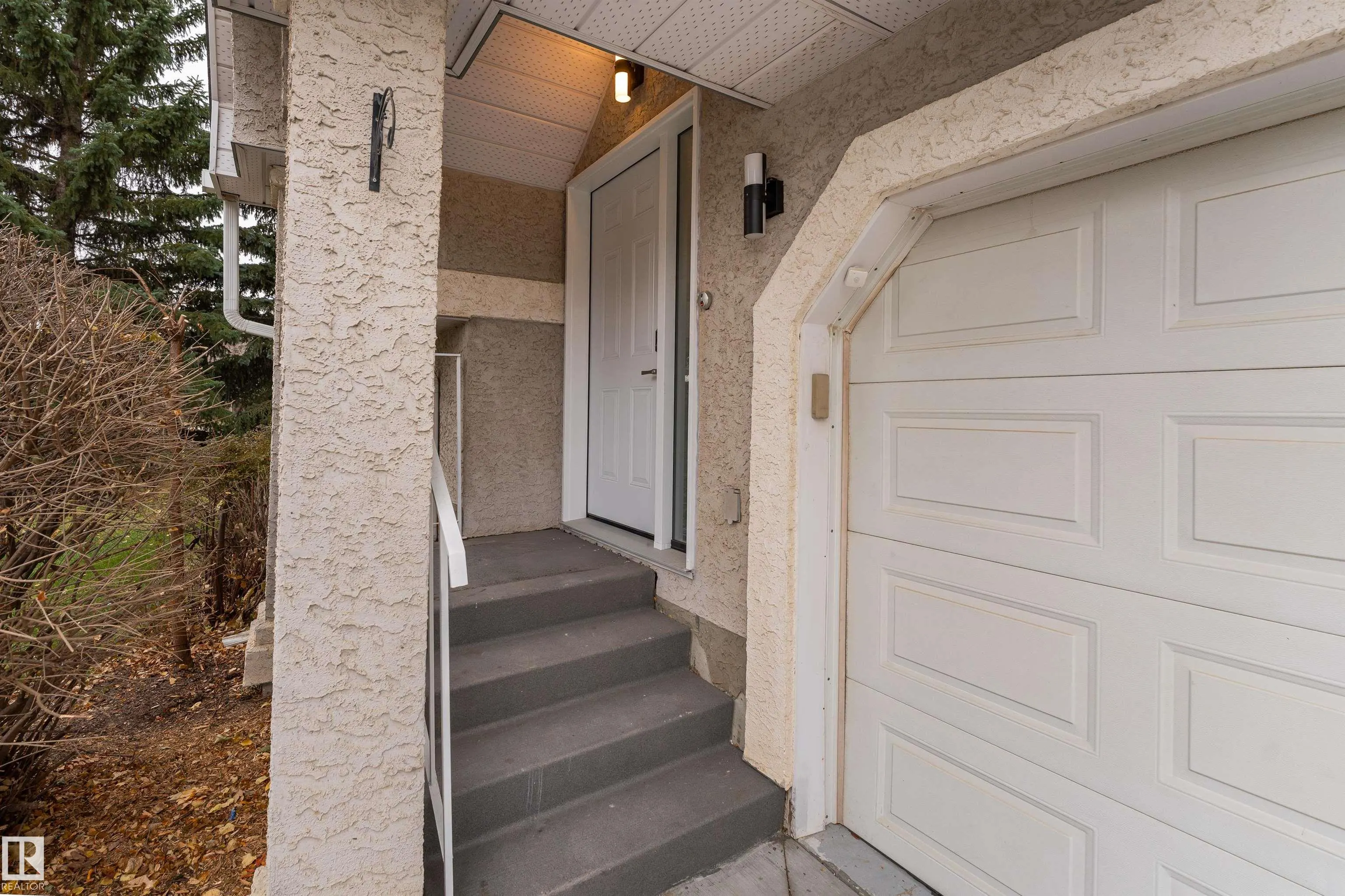 15 POIRIER Avenue