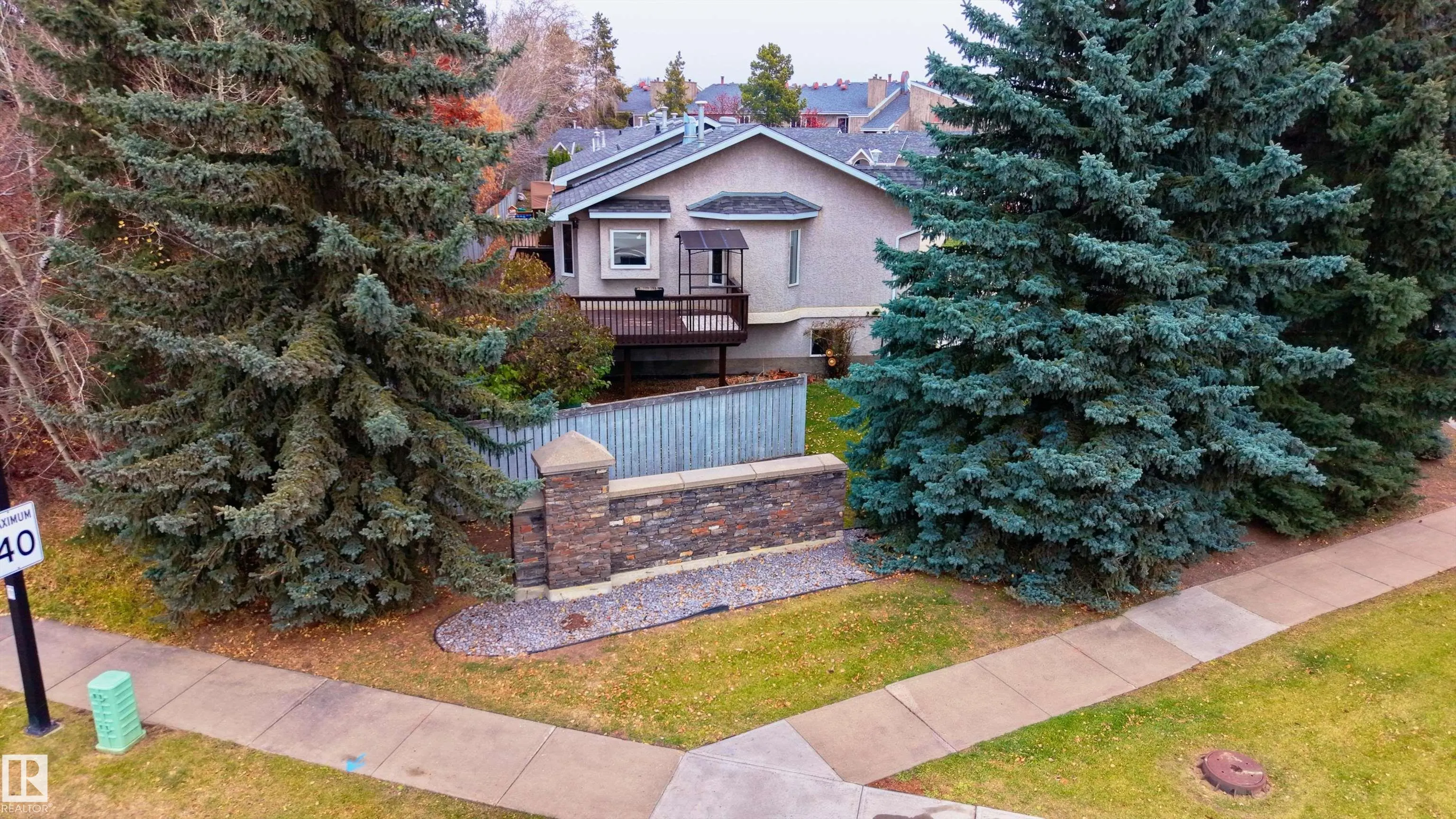 15 POIRIER Avenue