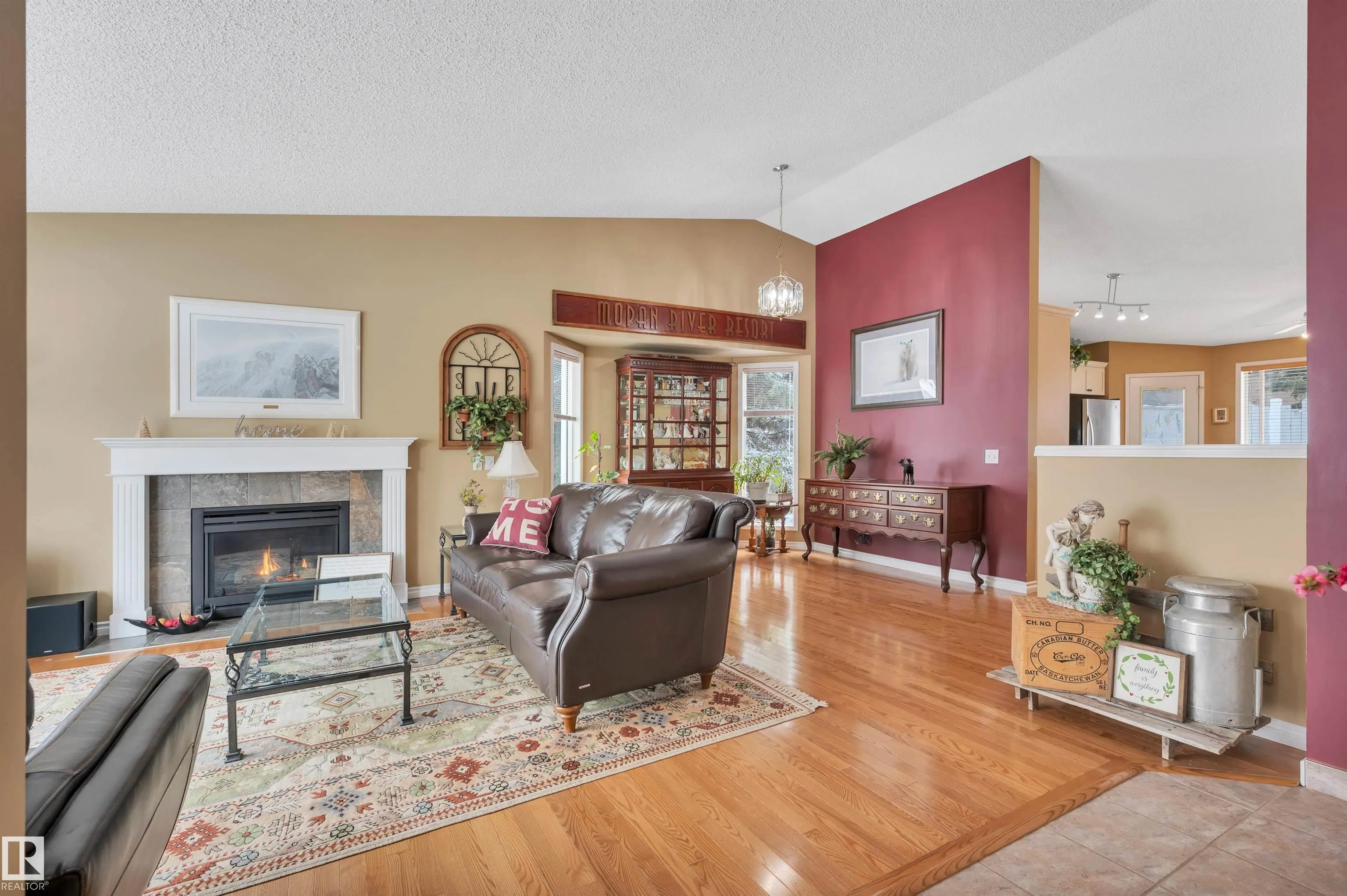 20 DEERBOURNE Drive