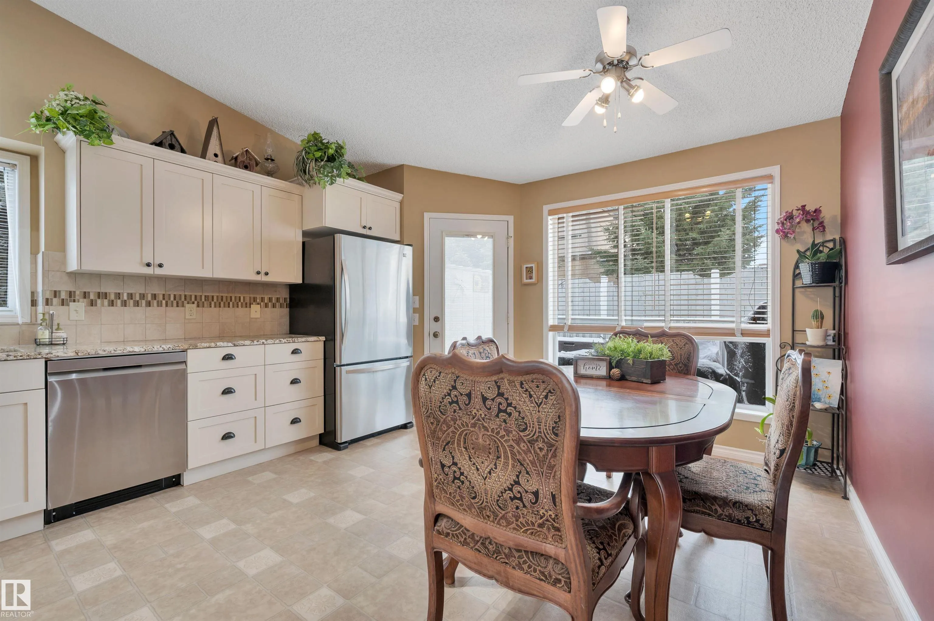 20 DEERBOURNE Drive