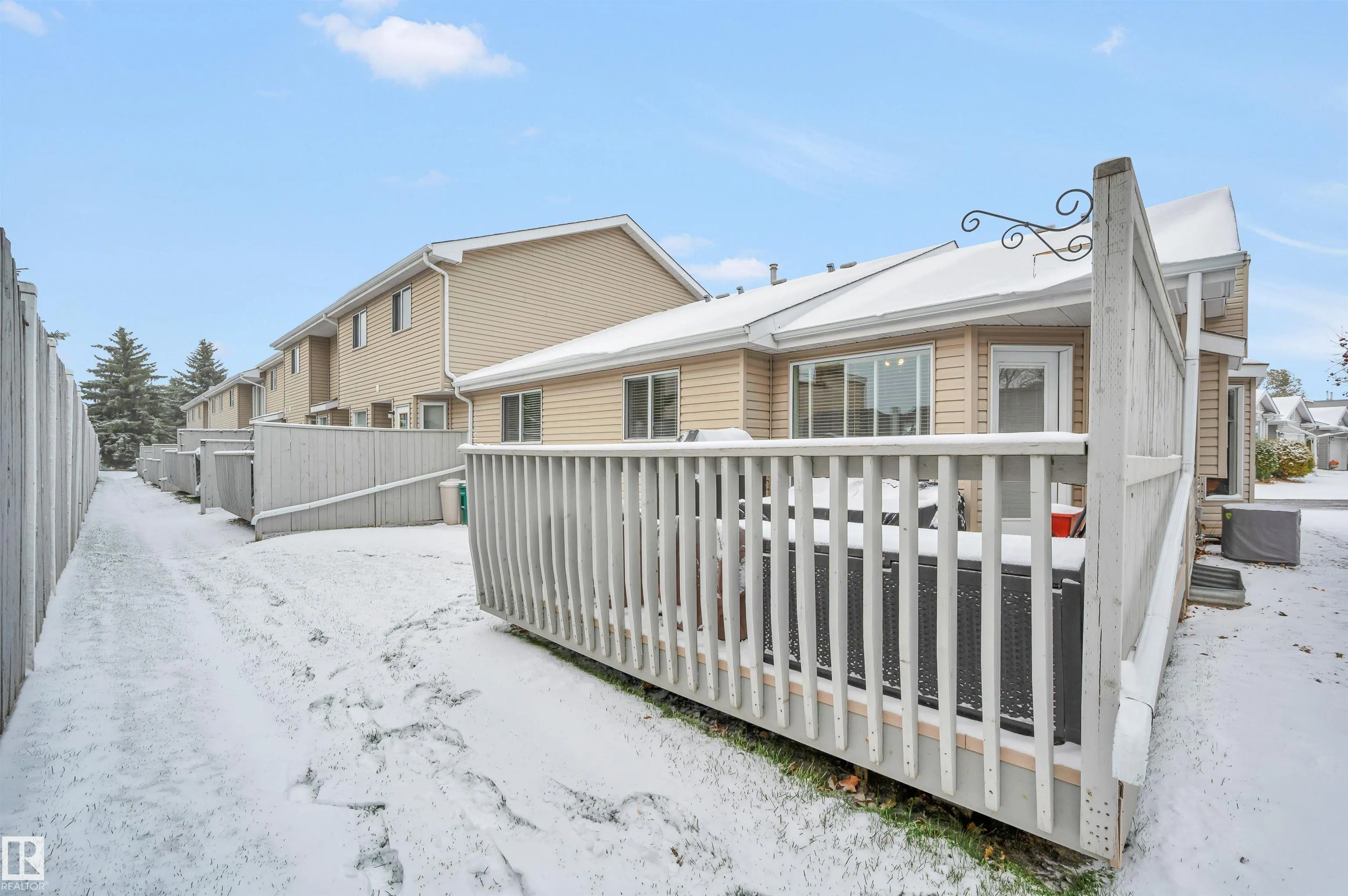20 DEERBOURNE Drive