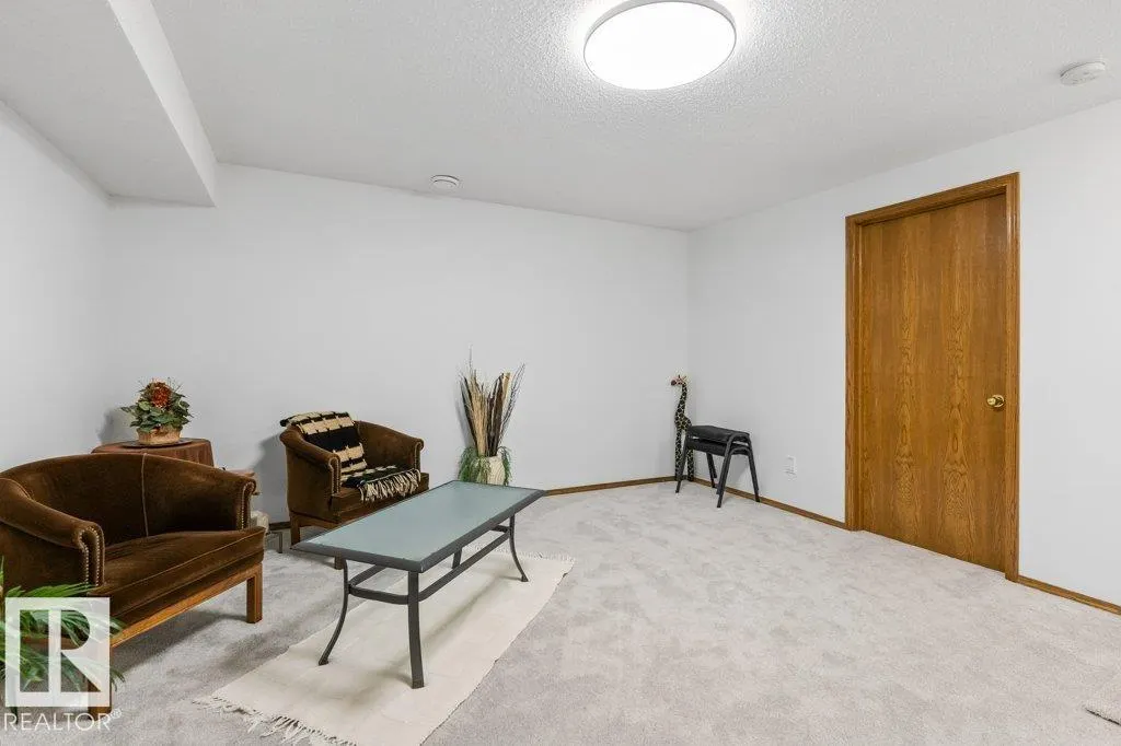 3 POIRIER Avenue