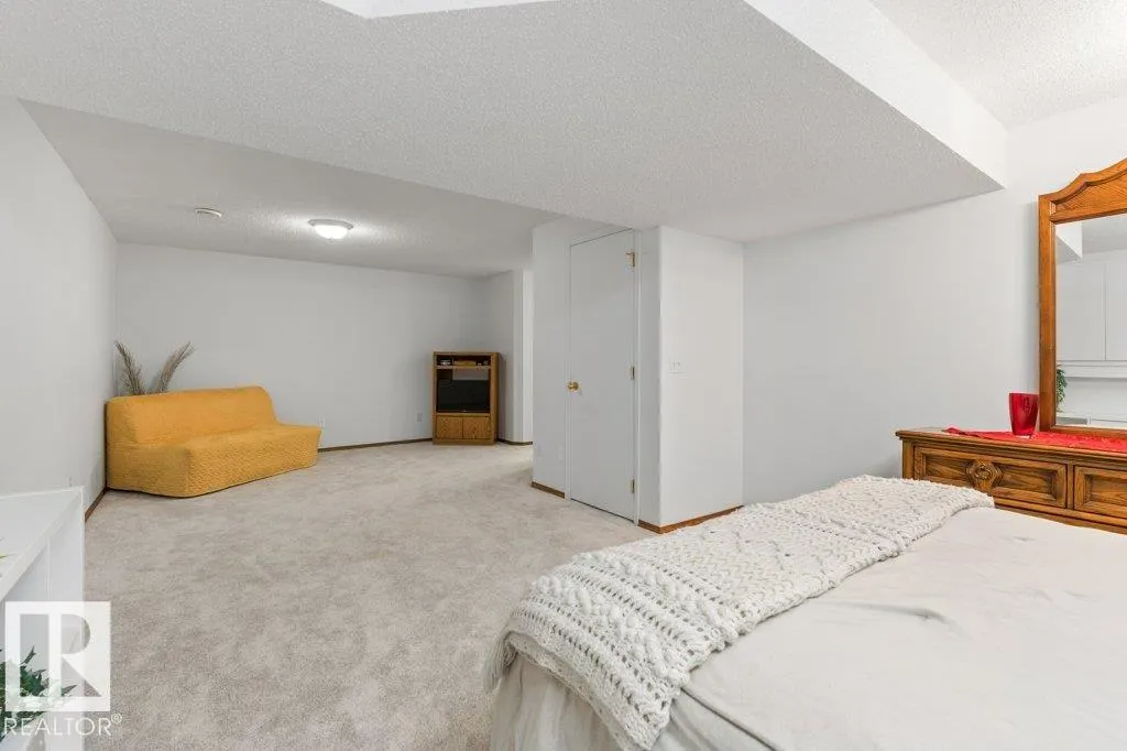 3 POIRIER Avenue