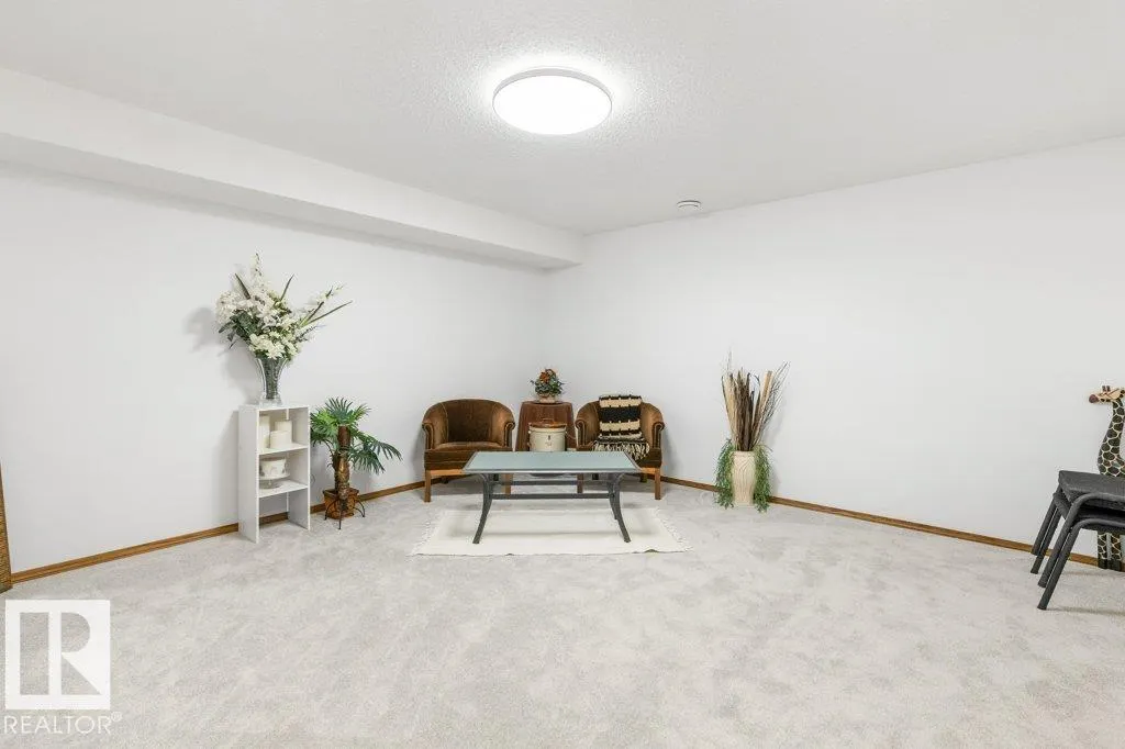 3 POIRIER Avenue