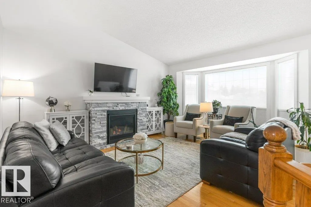 3 POIRIER Avenue