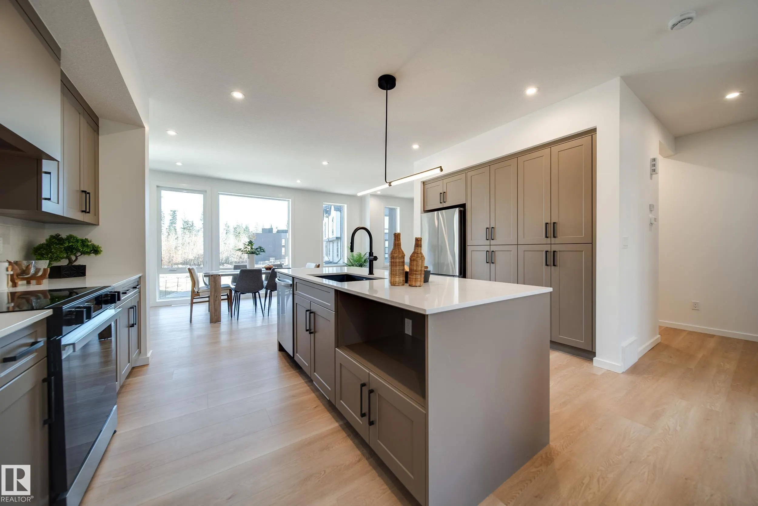 1304 RUTHERFORD Road