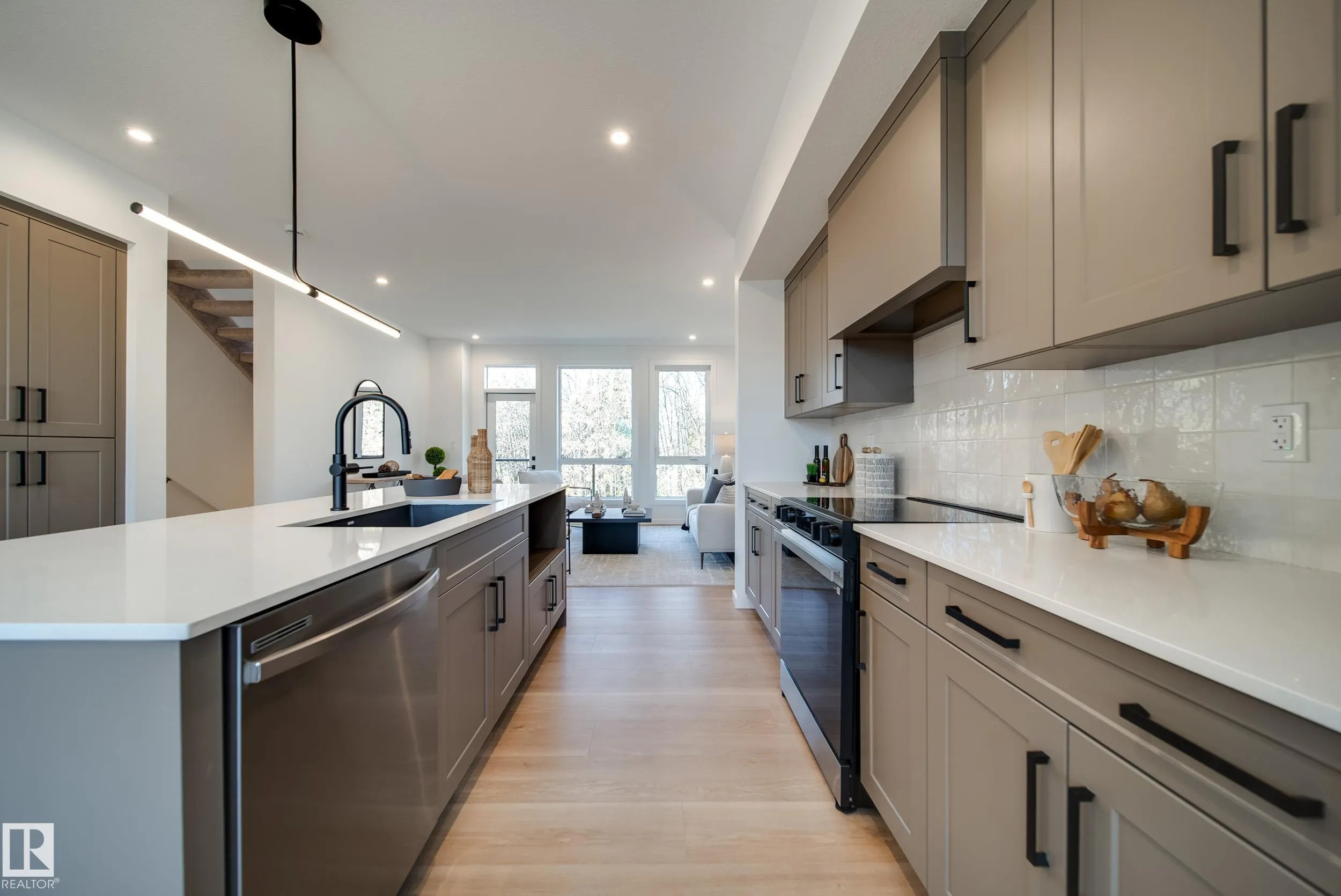 1304 RUTHERFORD Road