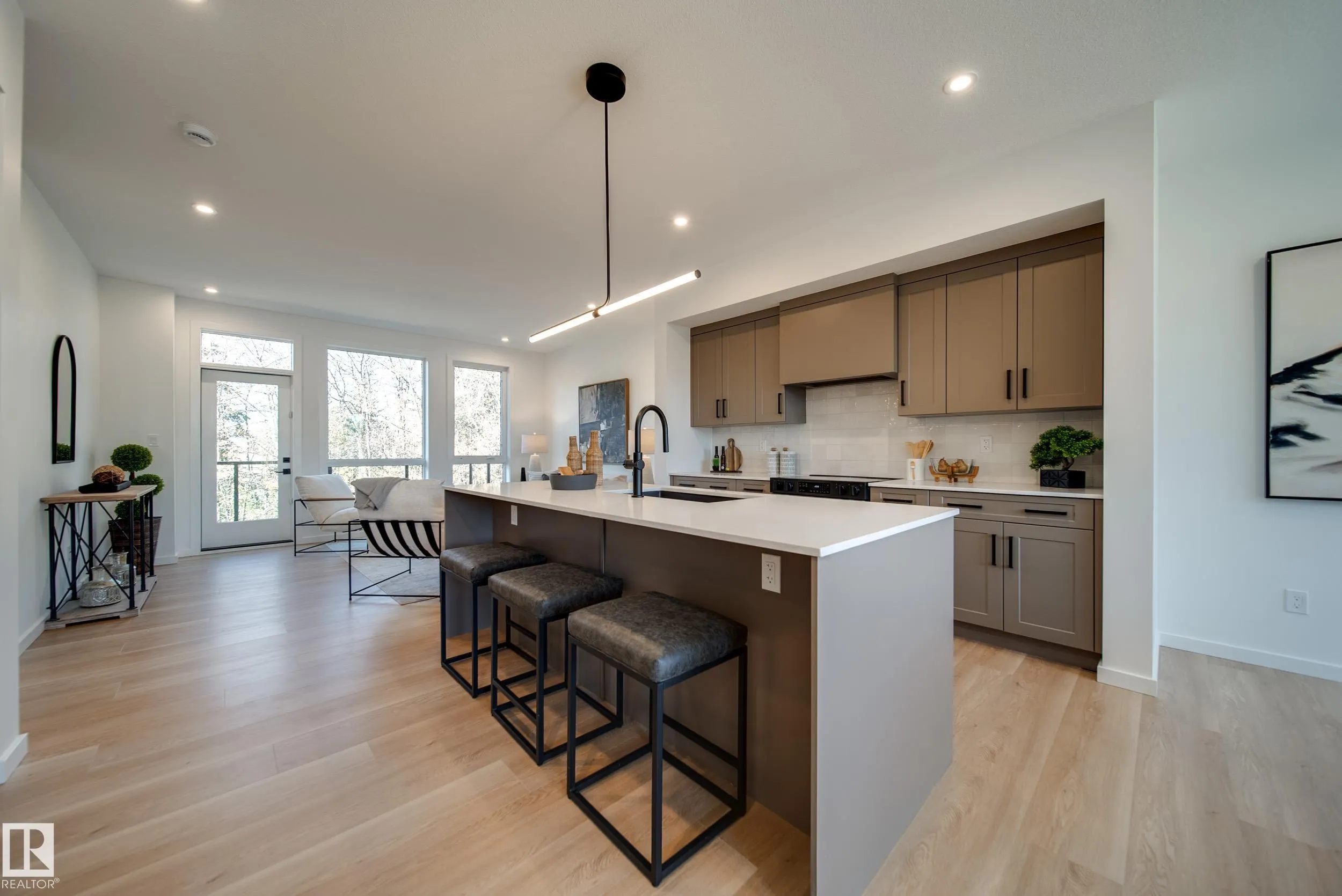 1304 RUTHERFORD Road