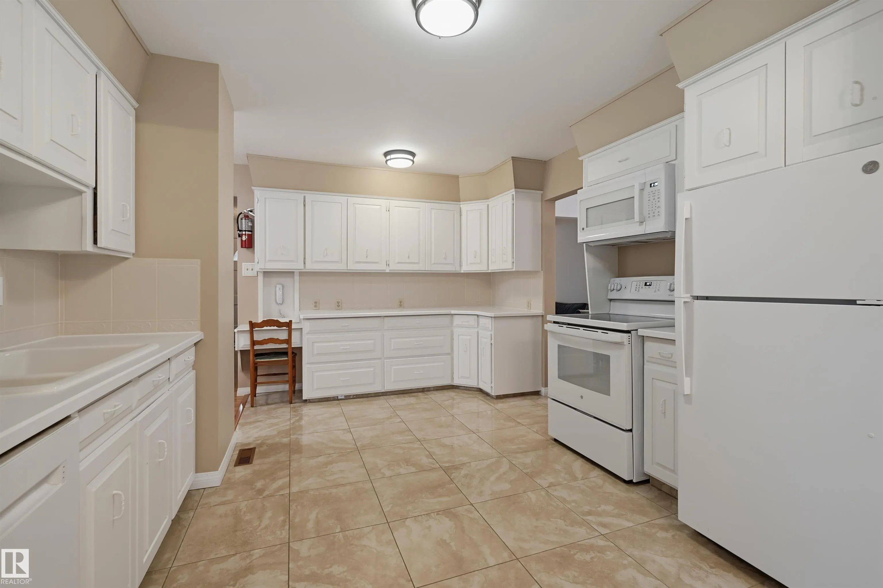 88 QUESNELL Road