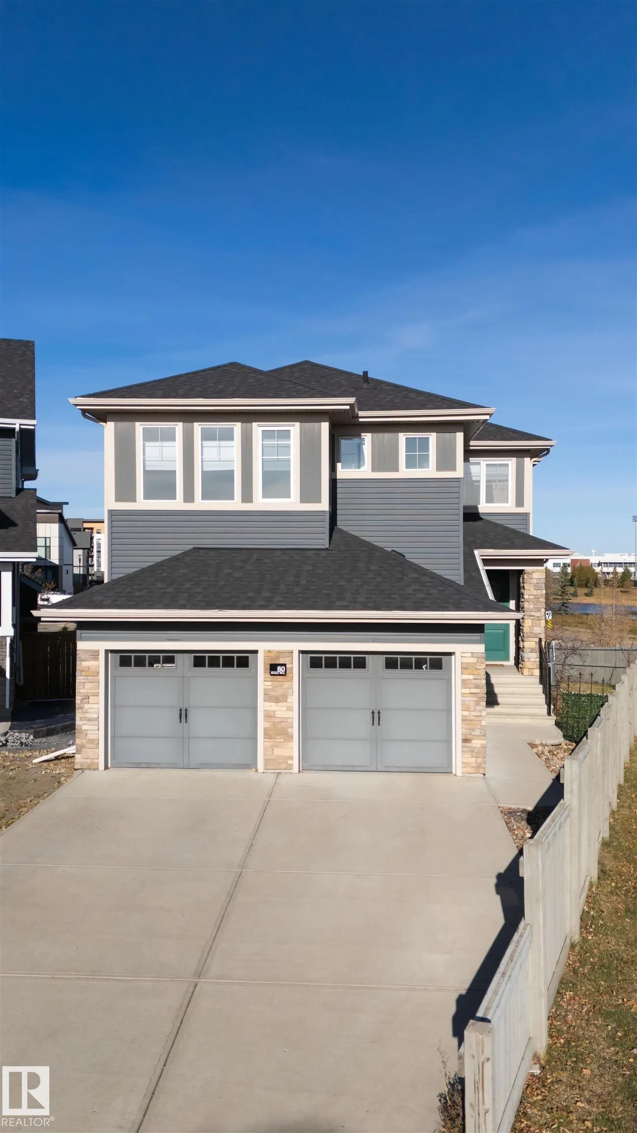 80 AINSLEY Way