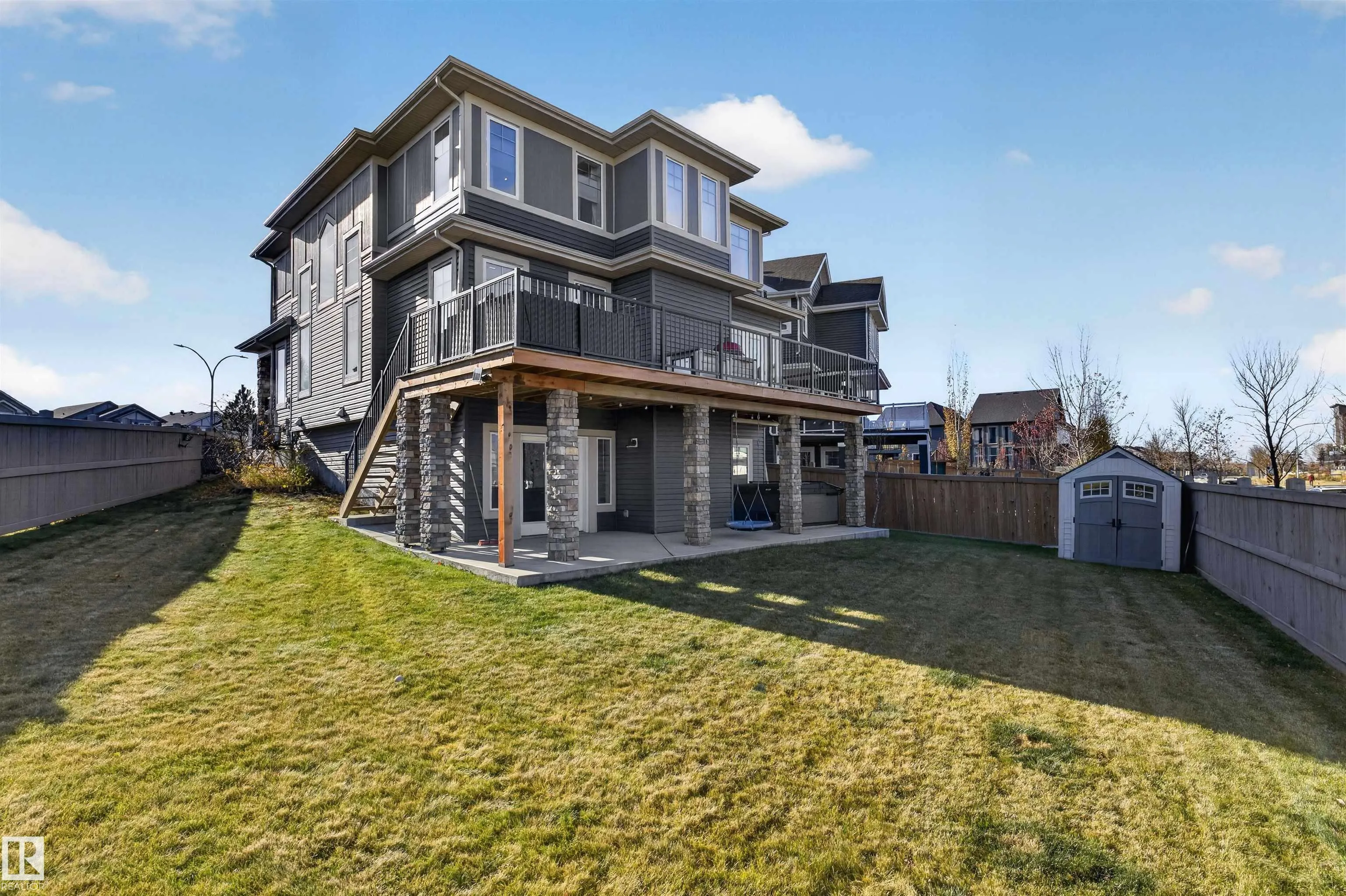 80 AINSLEY Way