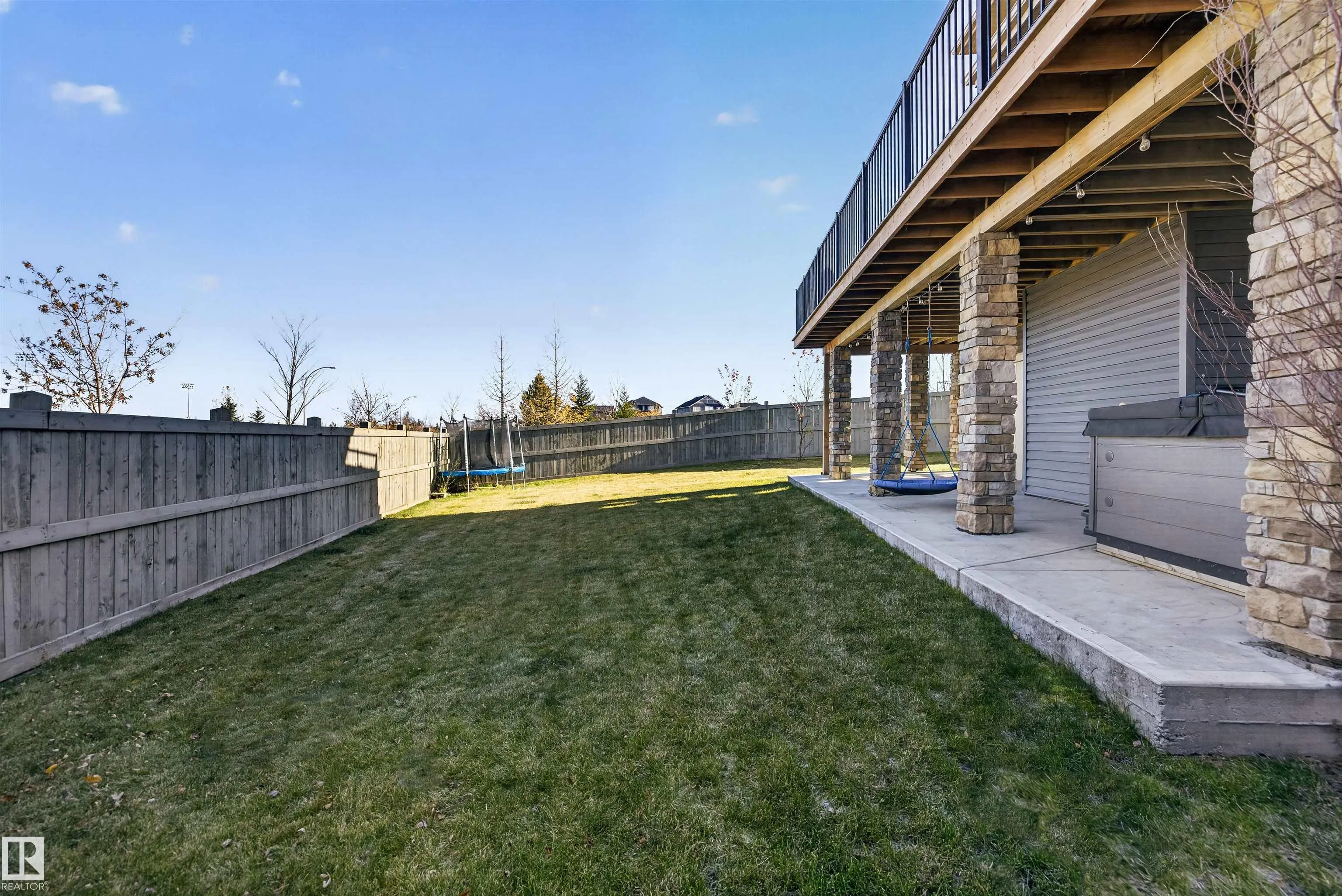 80 AINSLEY Way
