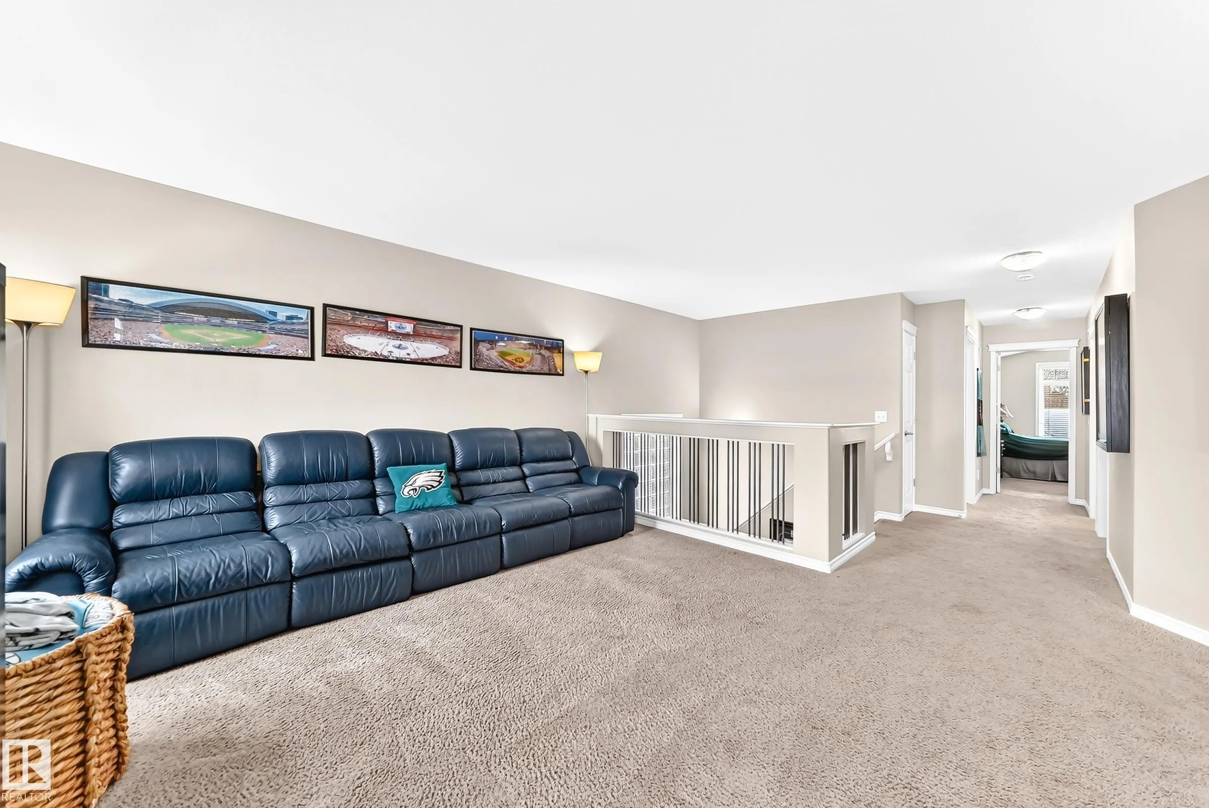 94 ELLINGTON Crescent