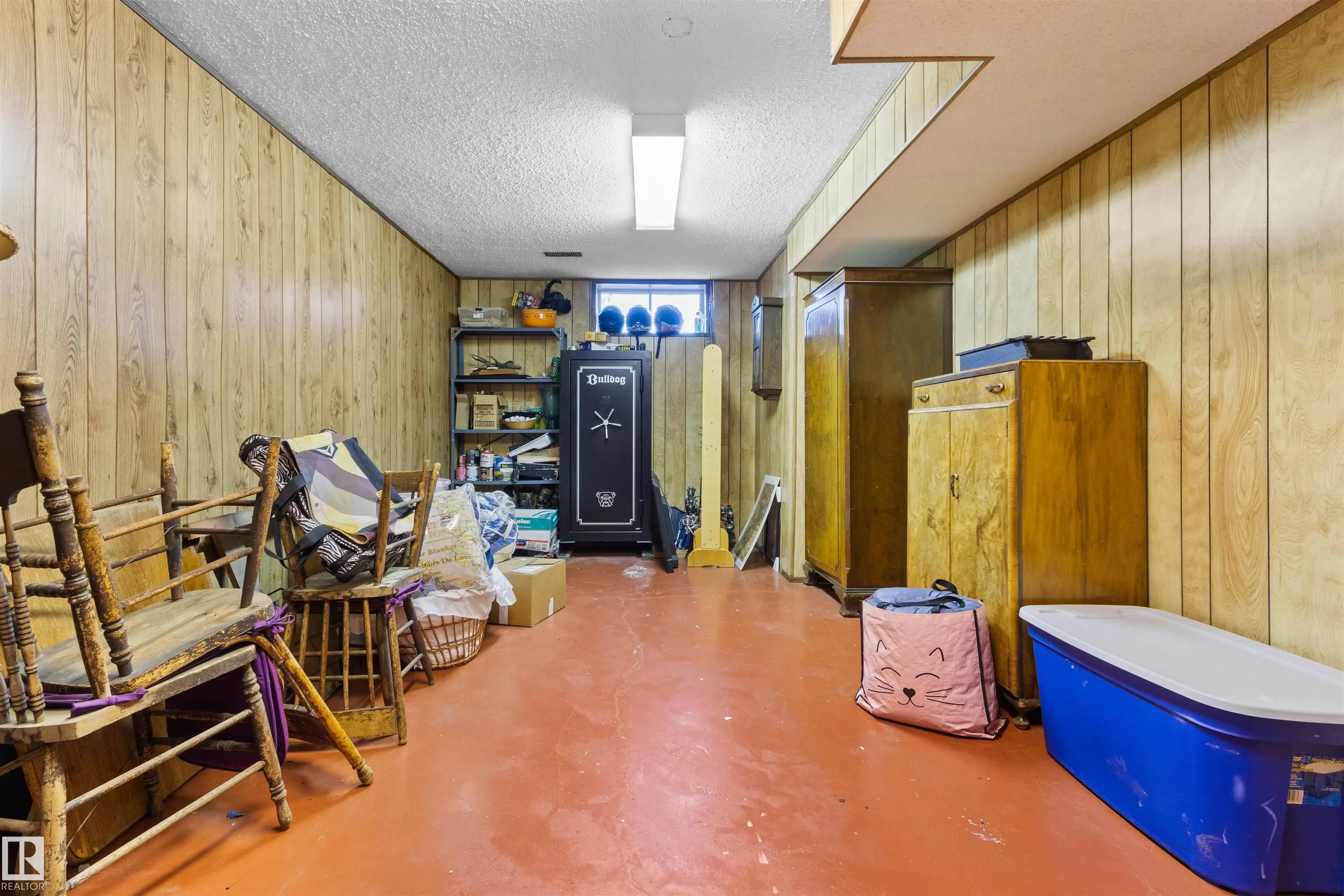 5223 44 AVE