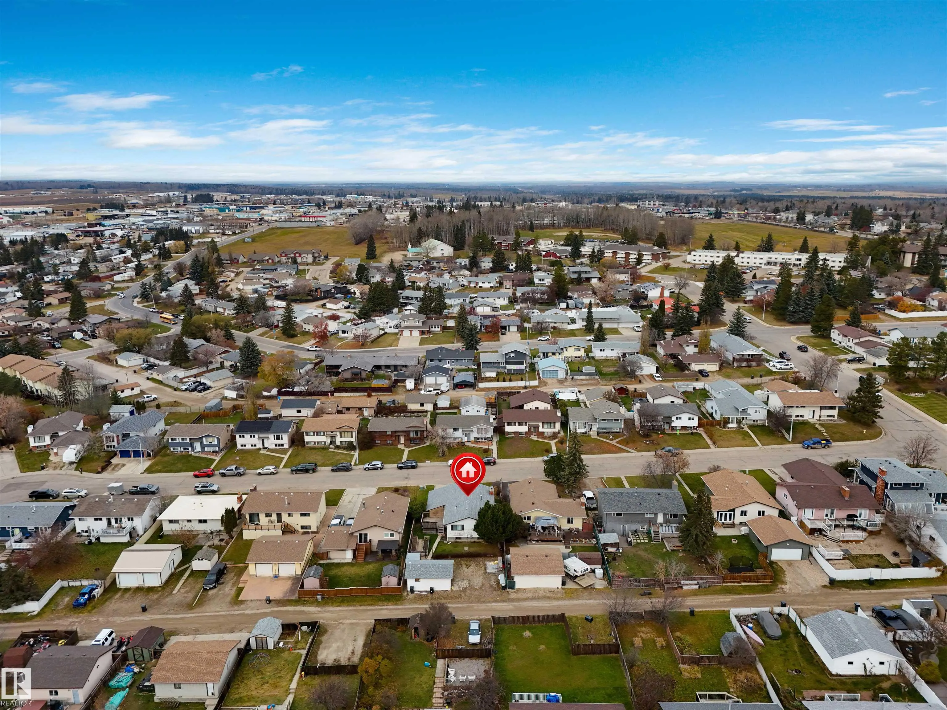 5223 44 AVE