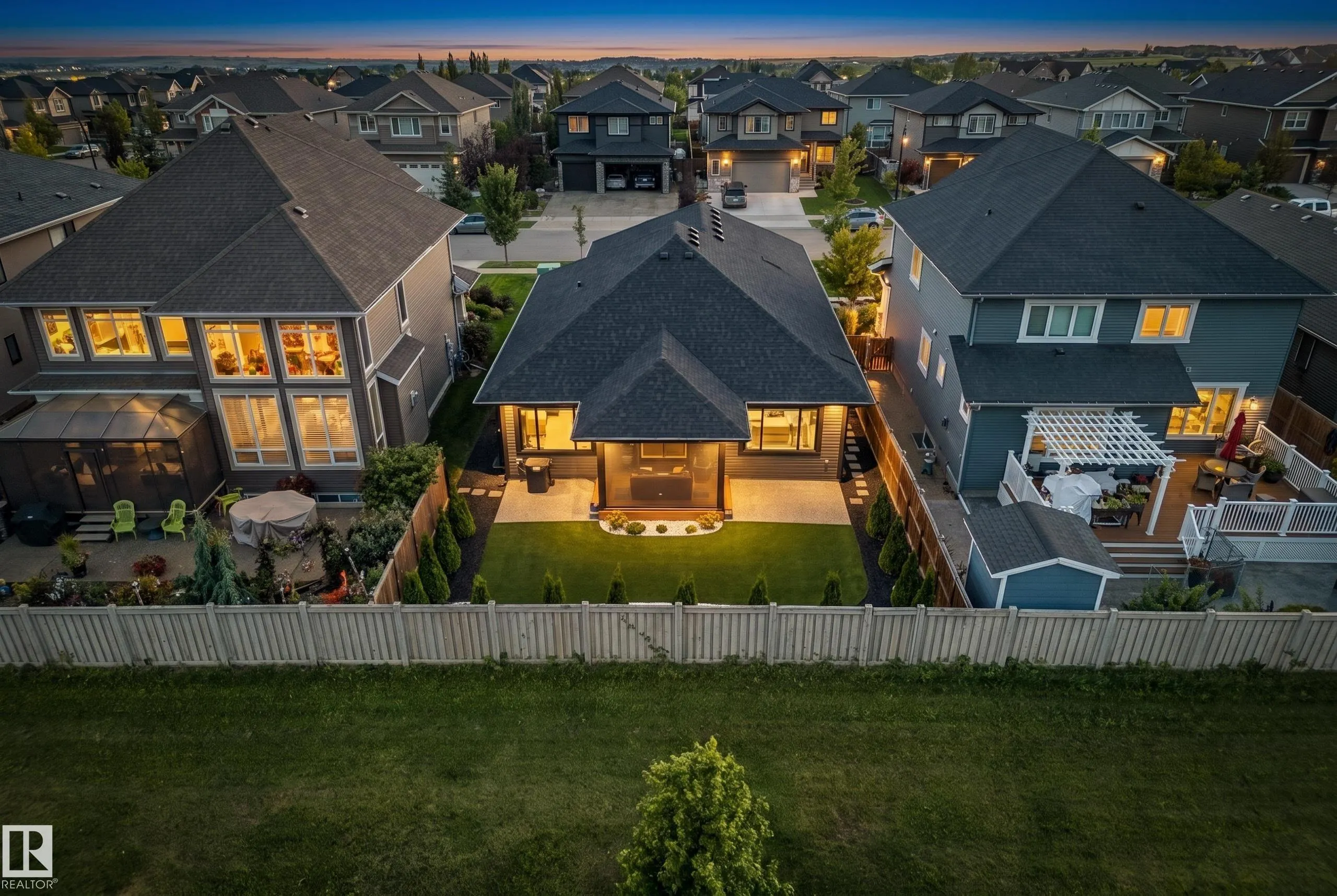 36 ENCHANTED WAY
