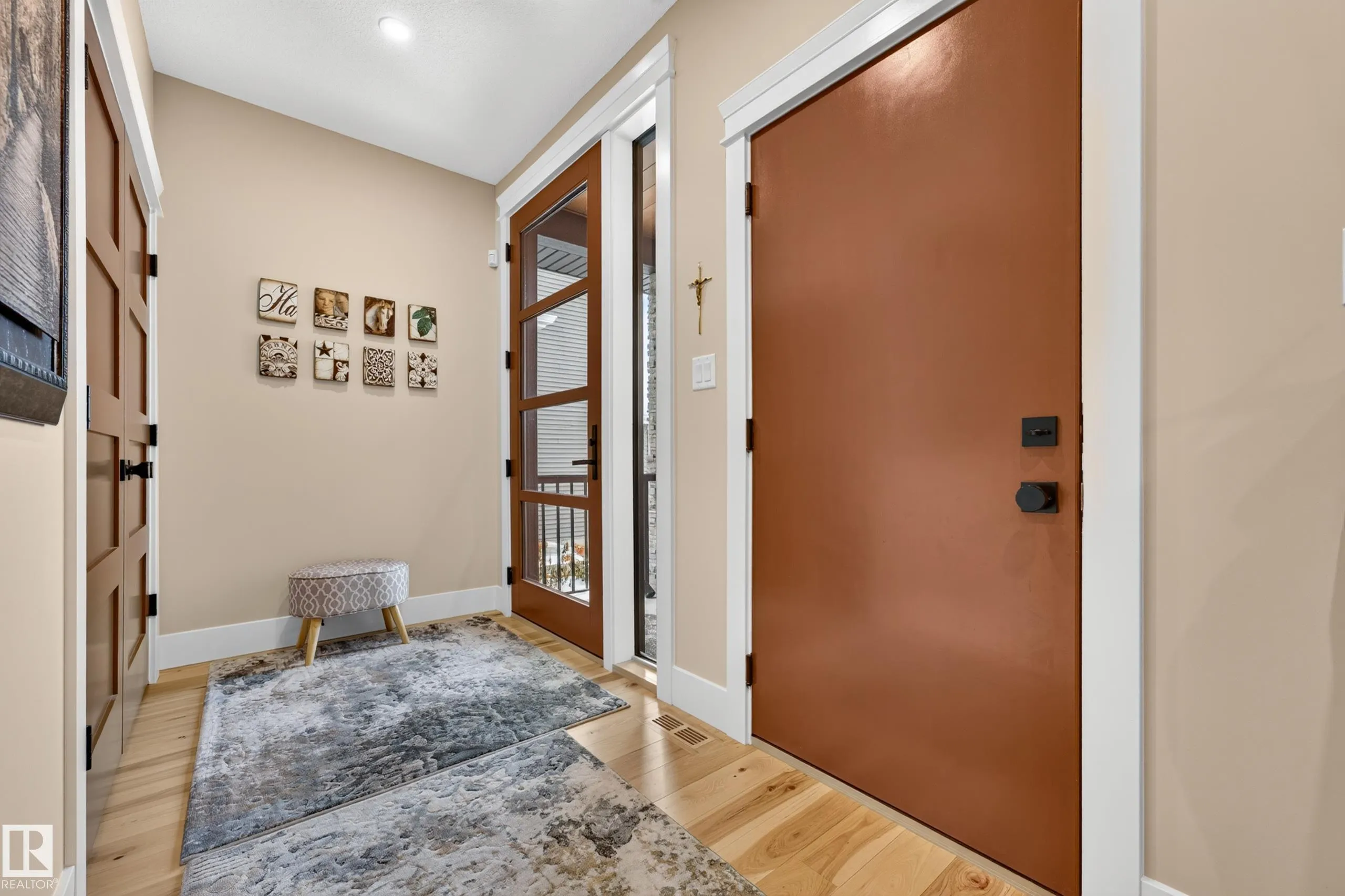 36 ENCHANTED WAY