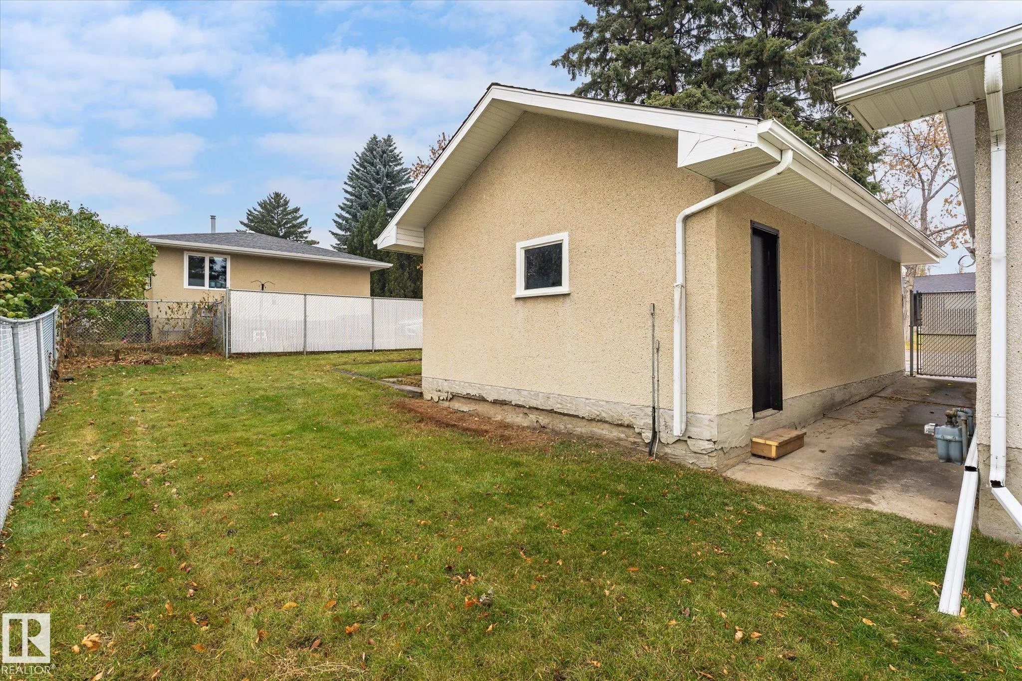 26 EAGLE Drive