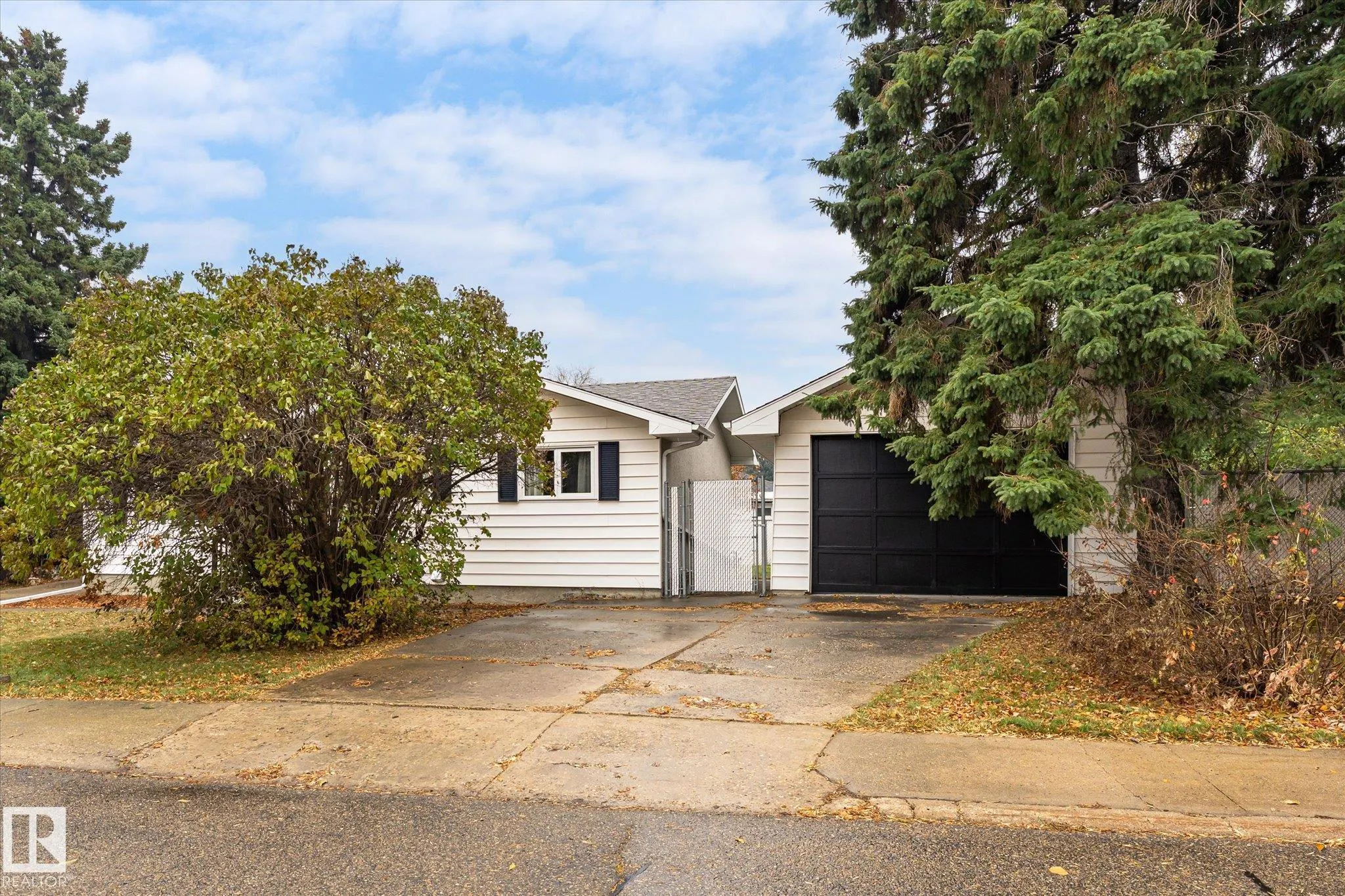 26 EAGLE Drive