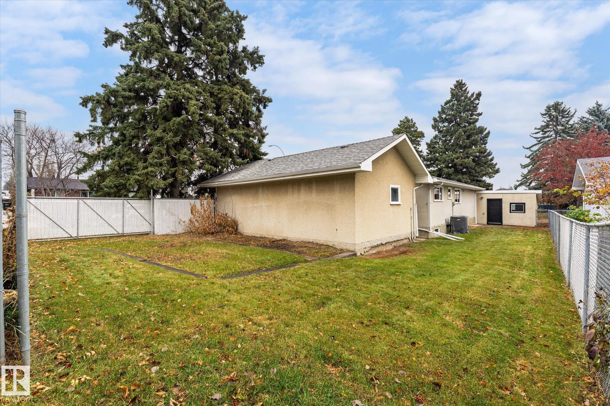 26 EAGLE Drive