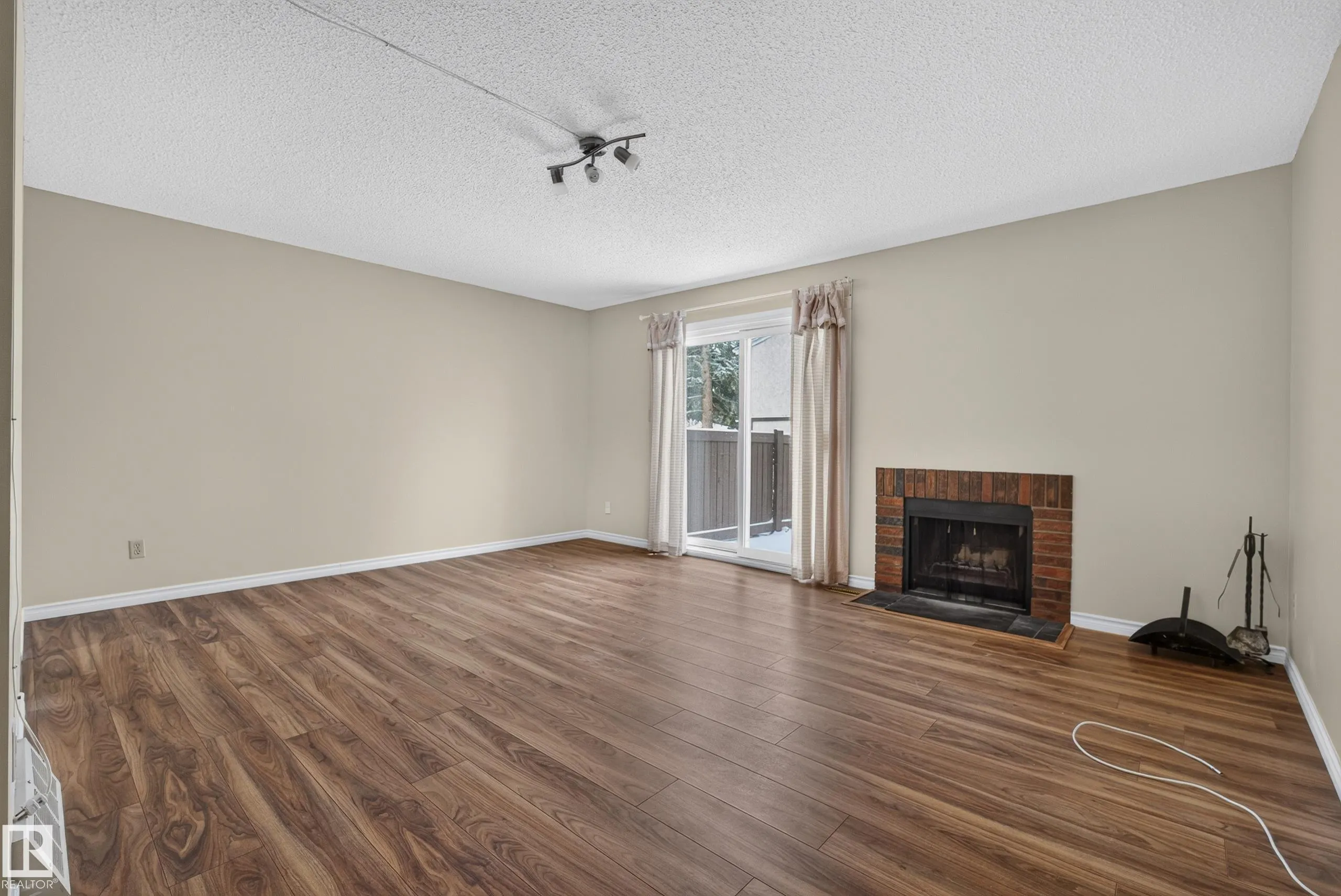 181 TUDOR Lane
