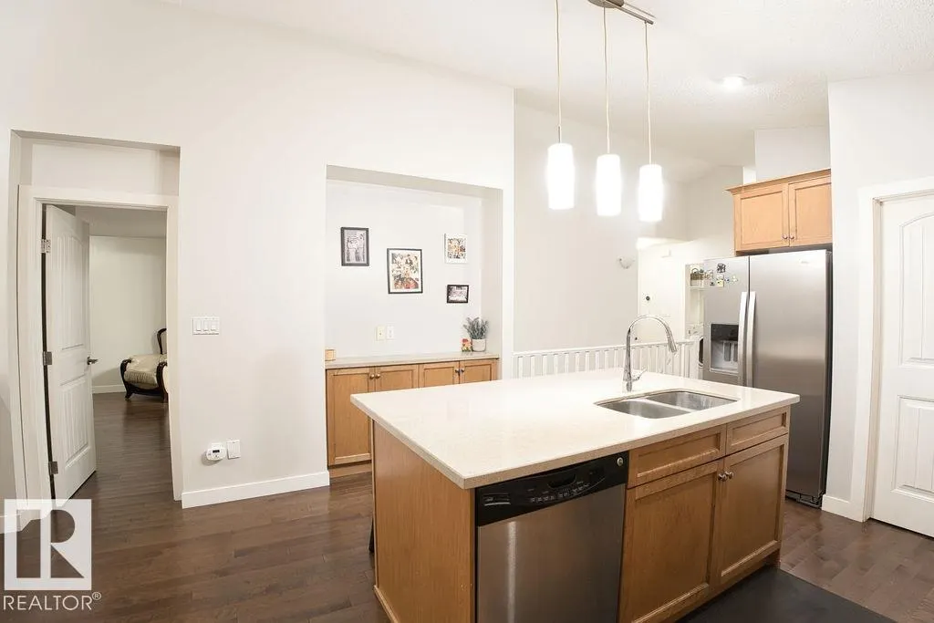 6103 60 Street