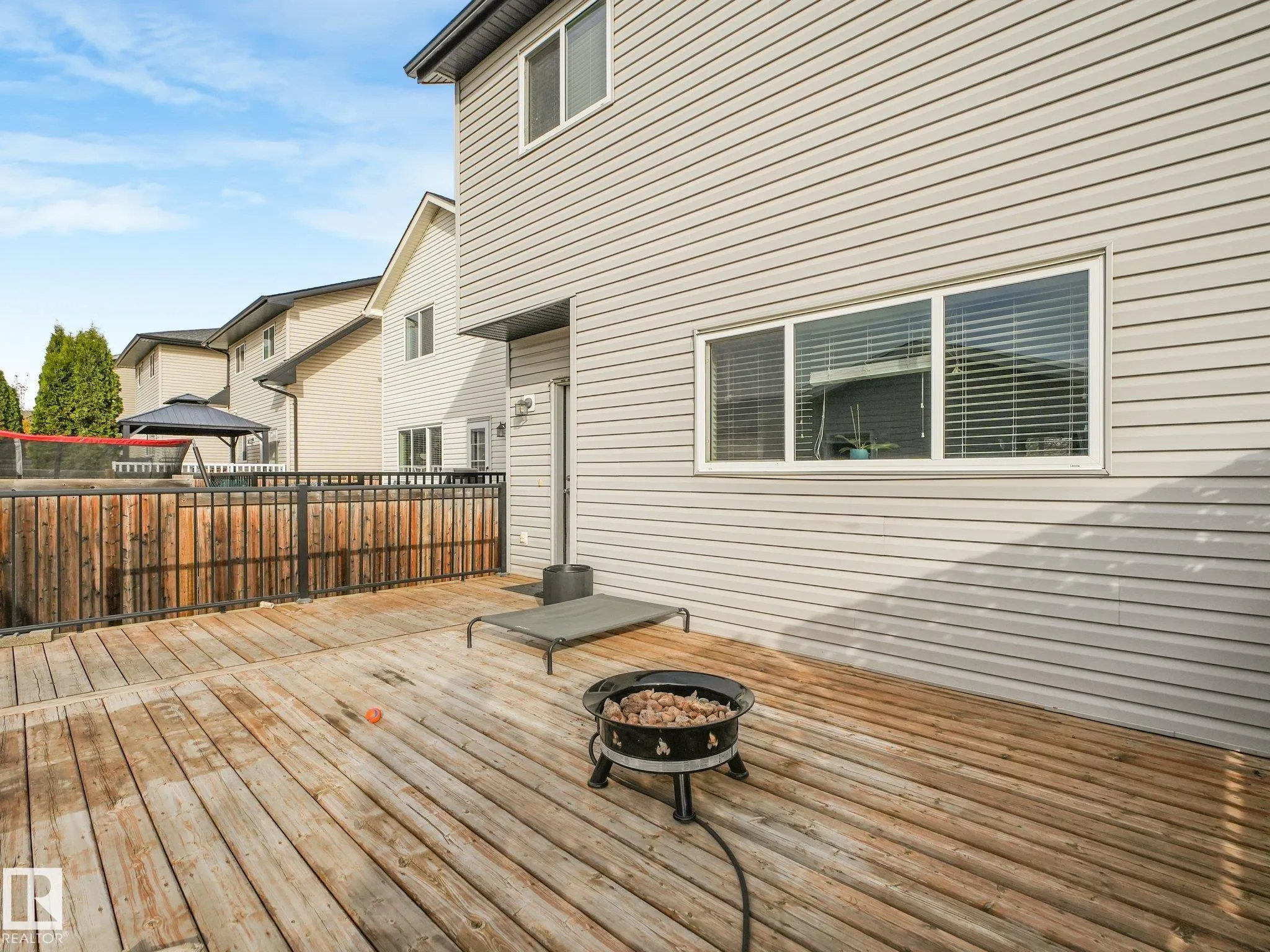 22027 97 Avenue