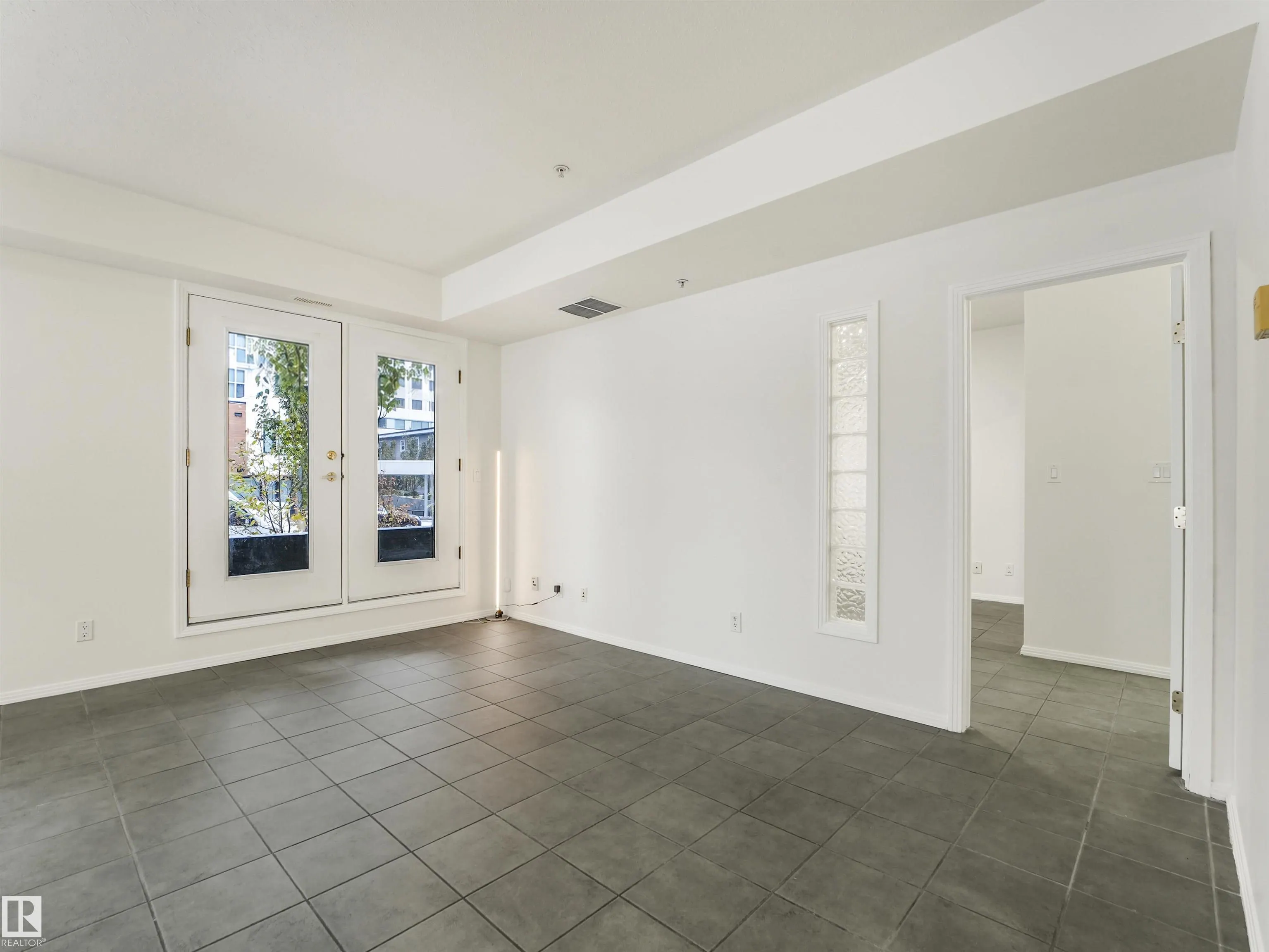 10023 110 Street