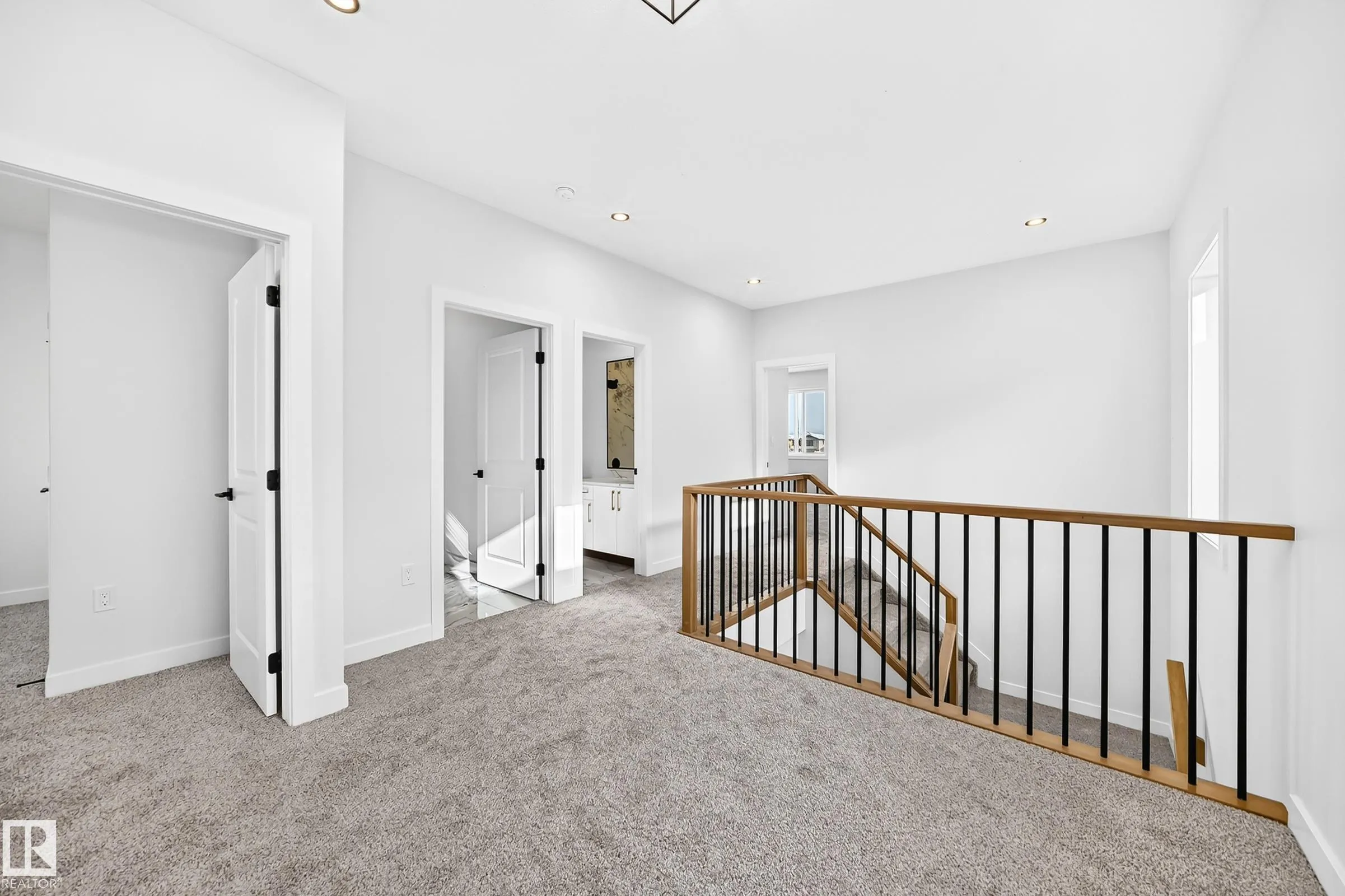 17 TILIA Place