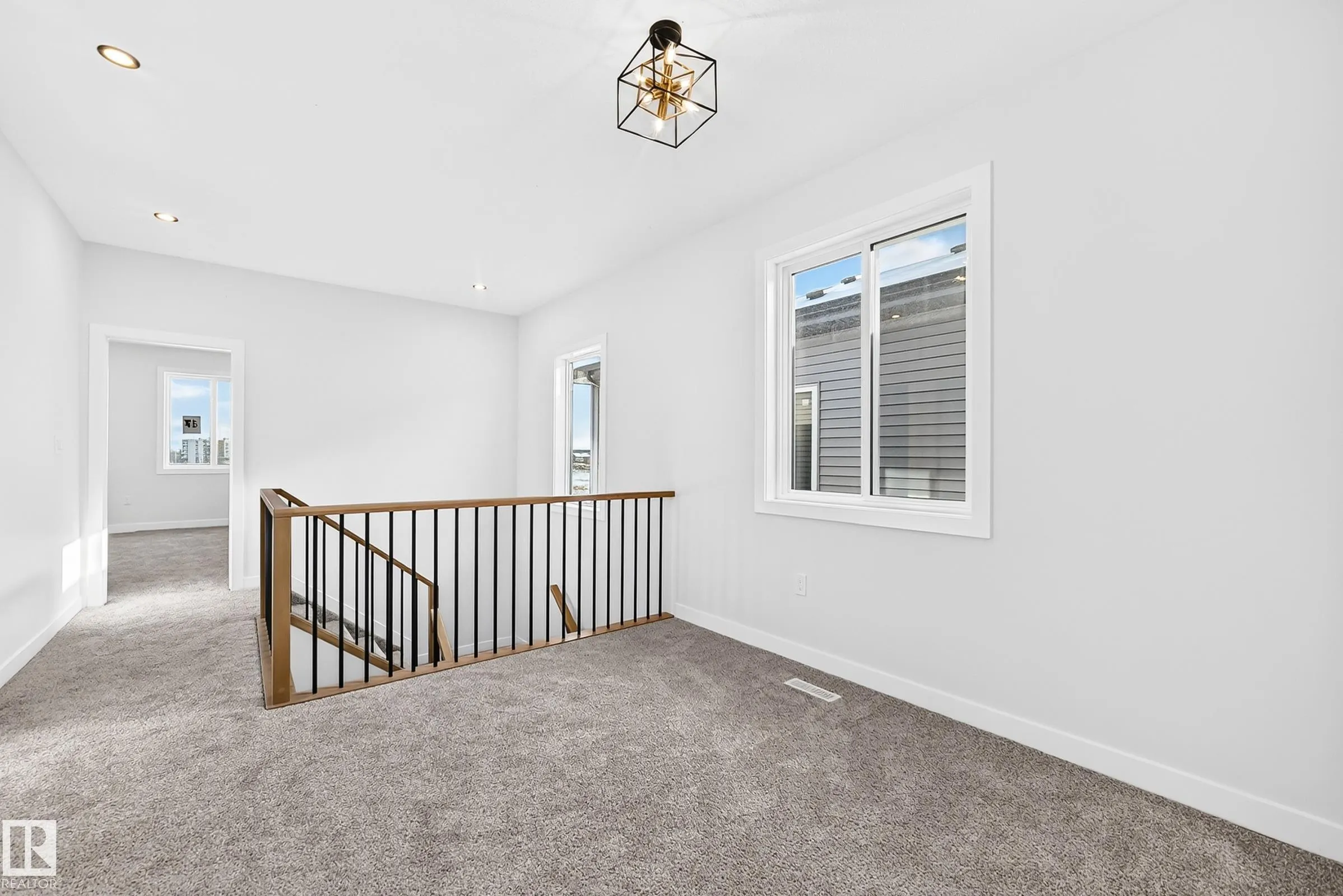 17 TILIA Place