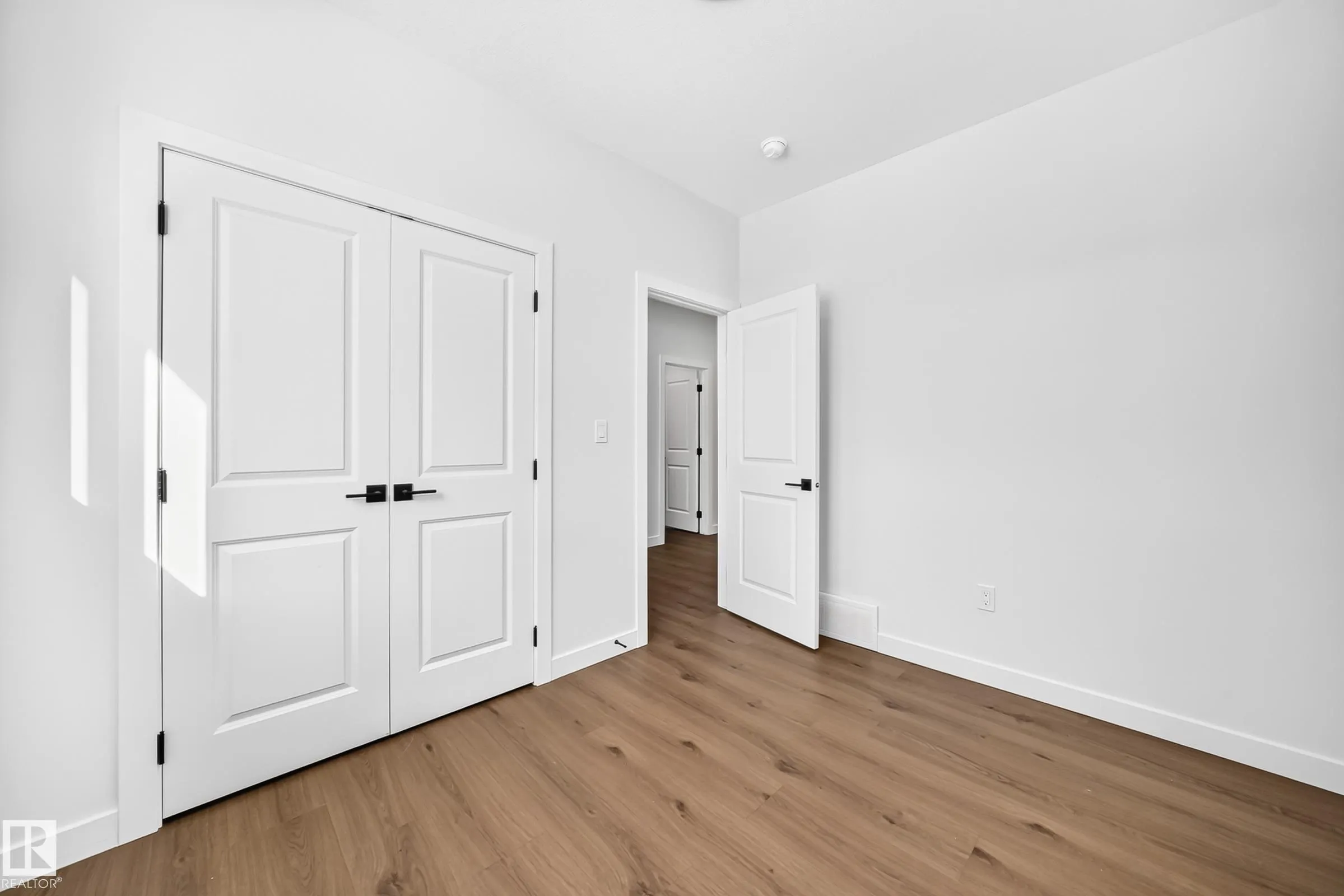 17 TILIA Place
