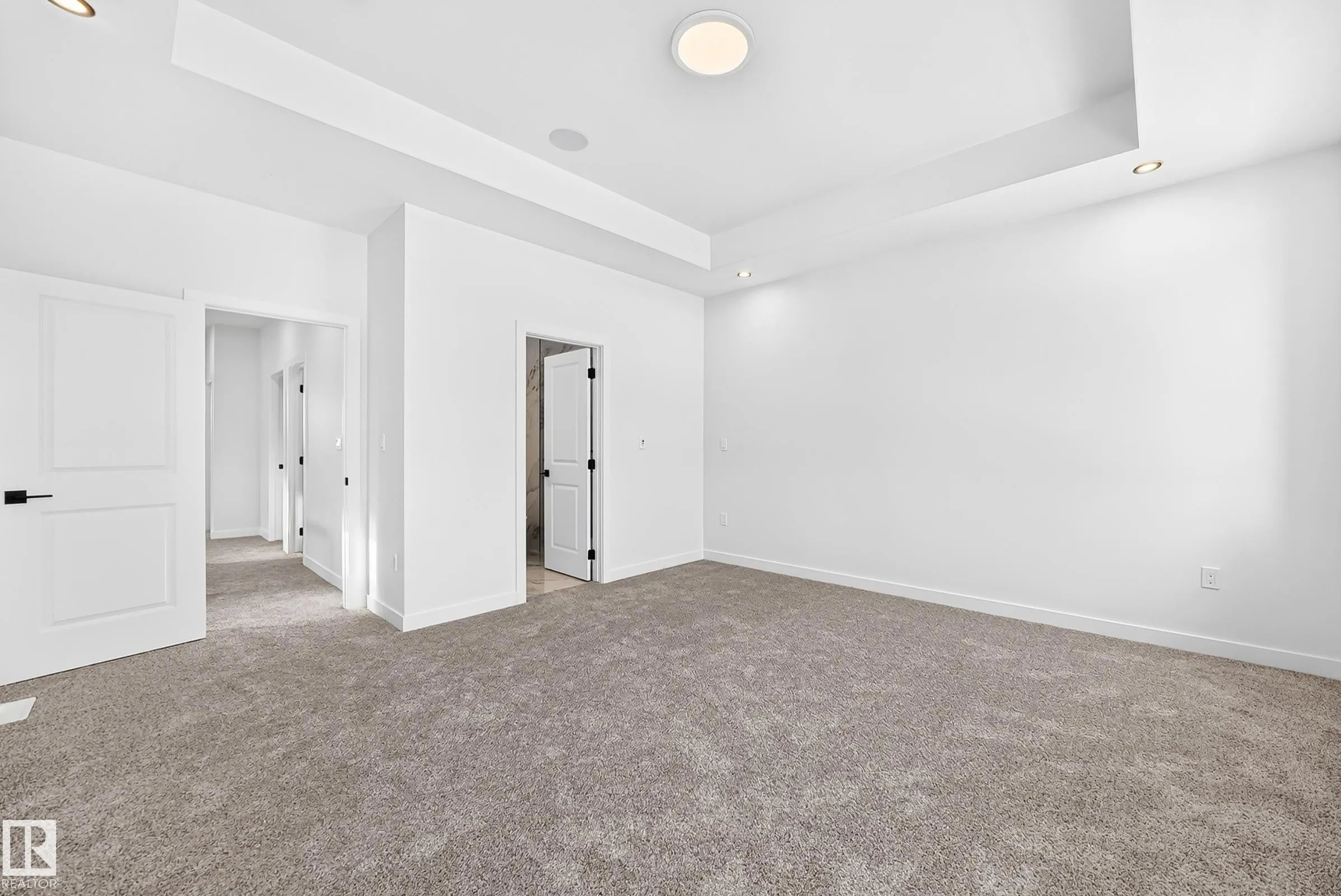 17 TILIA Place