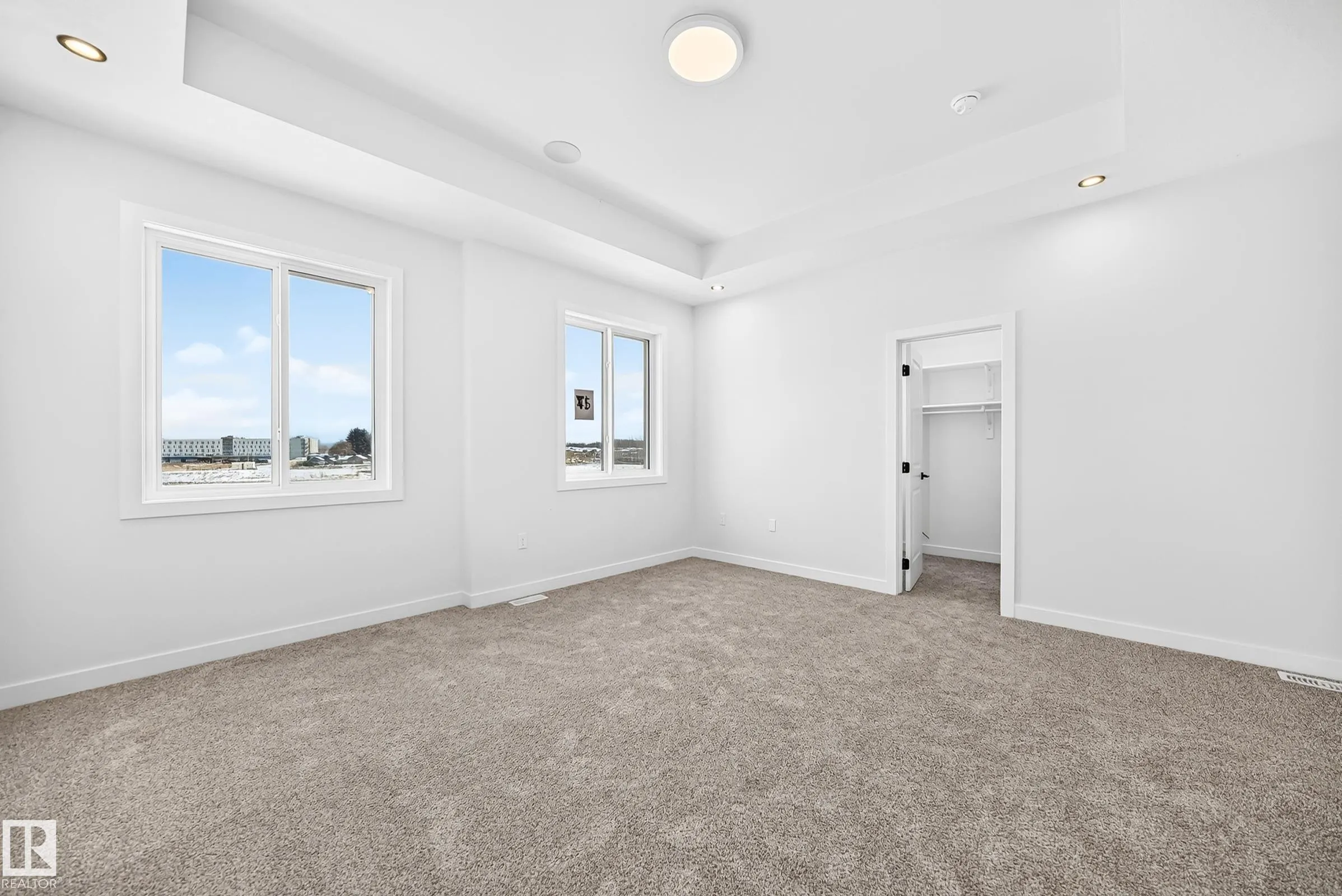 17 TILIA Place