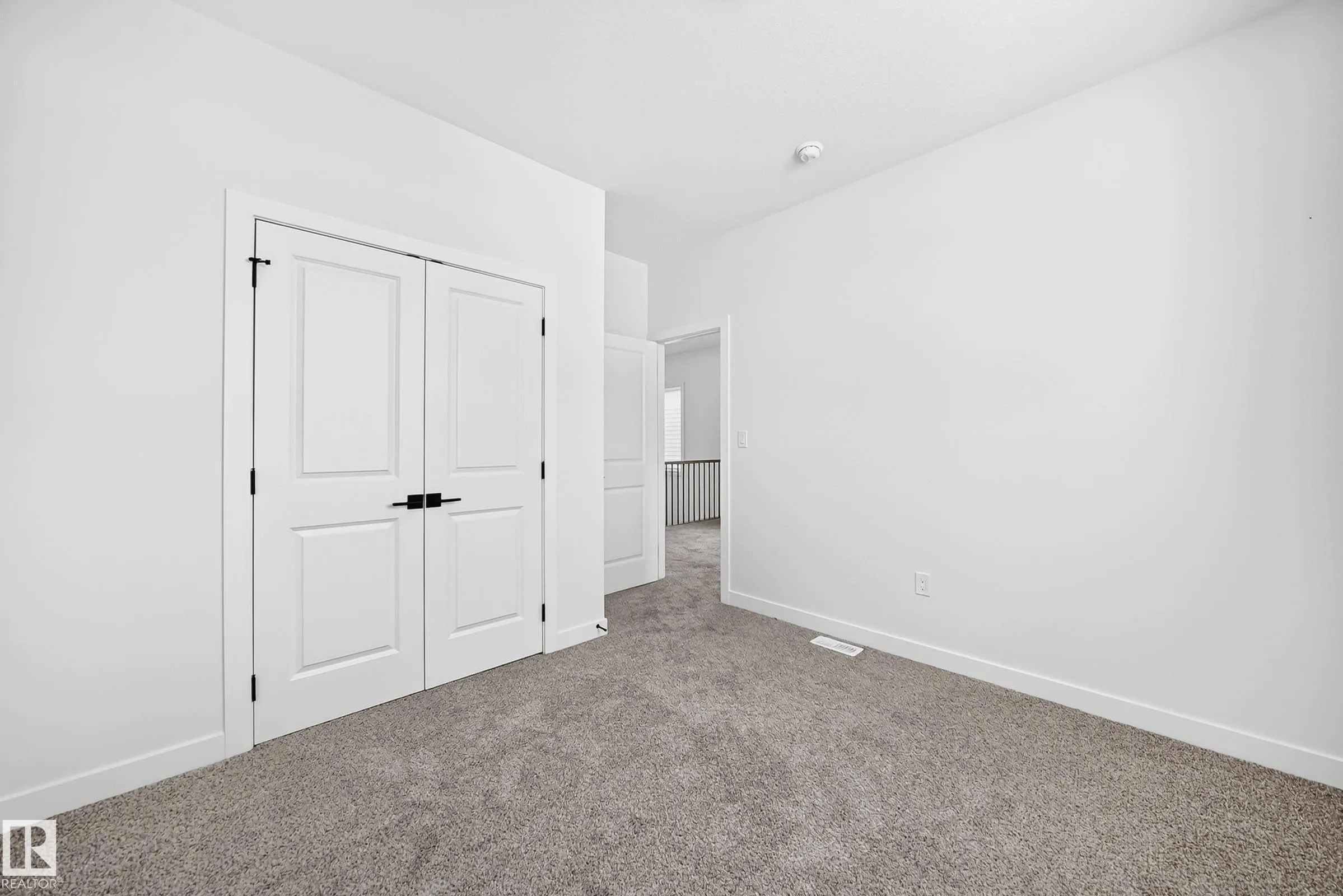17 TILIA Place