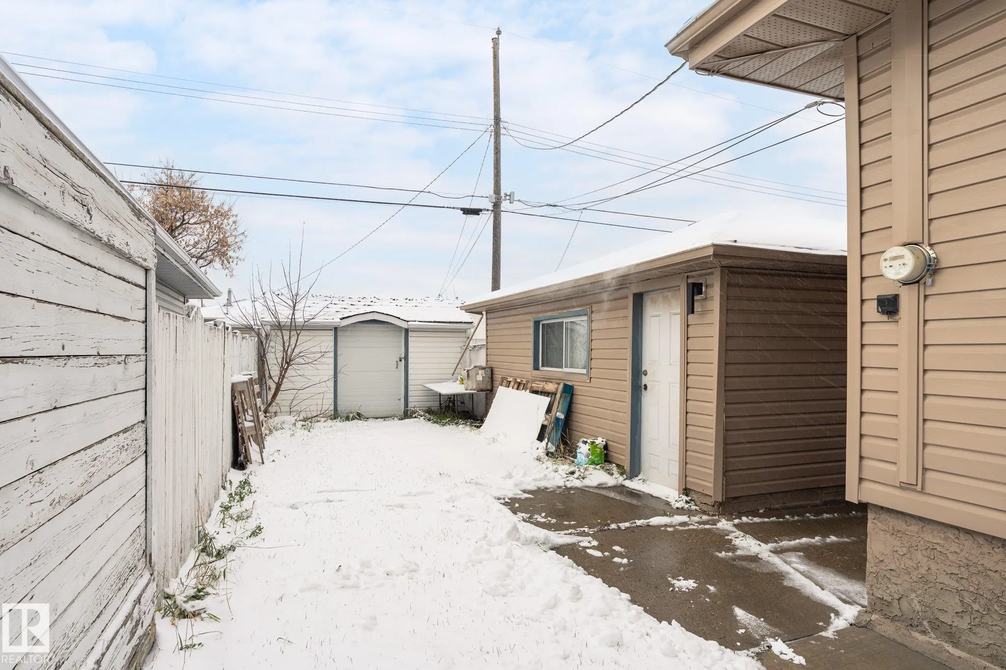 11203 136 Avenue