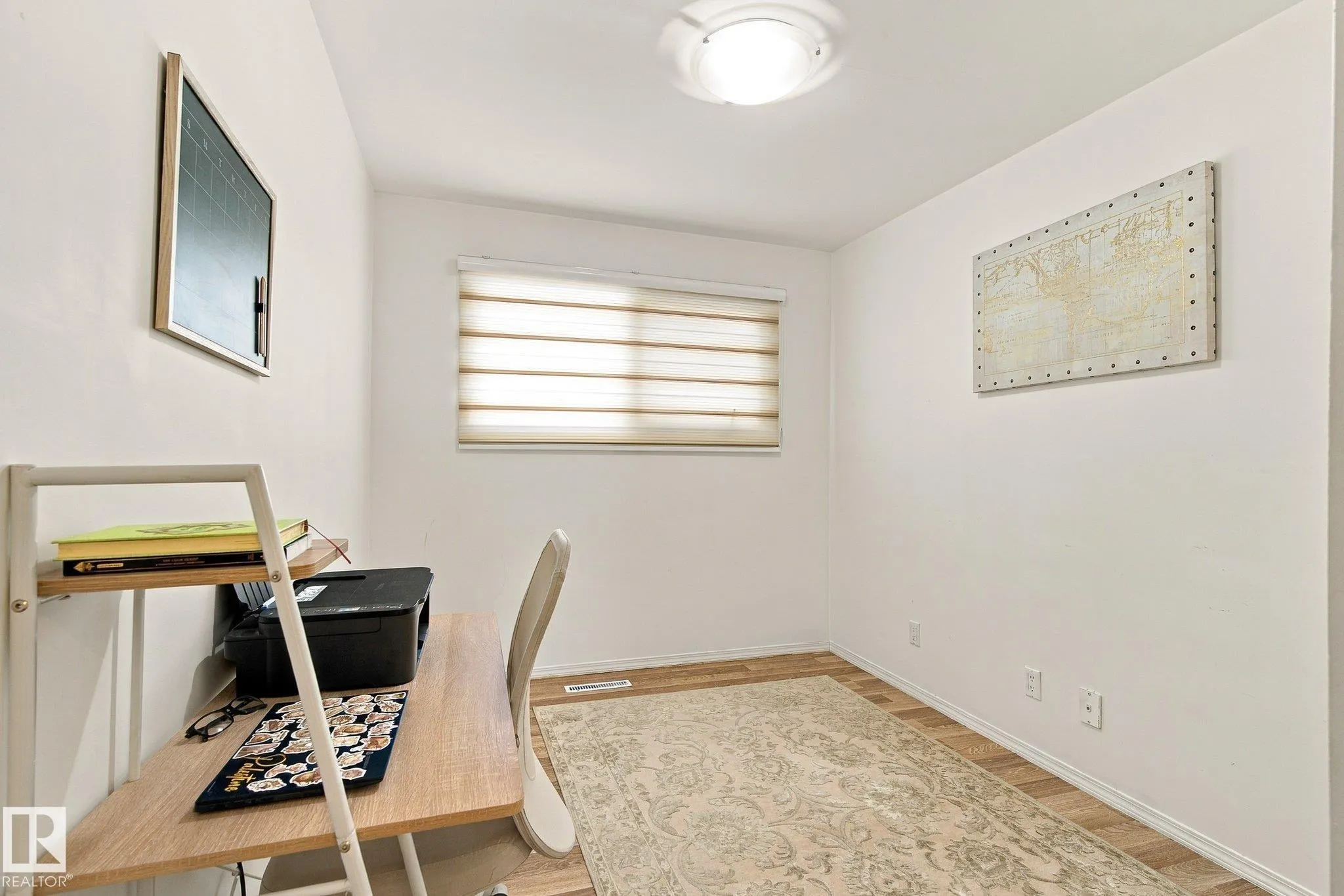 11203 136 Avenue