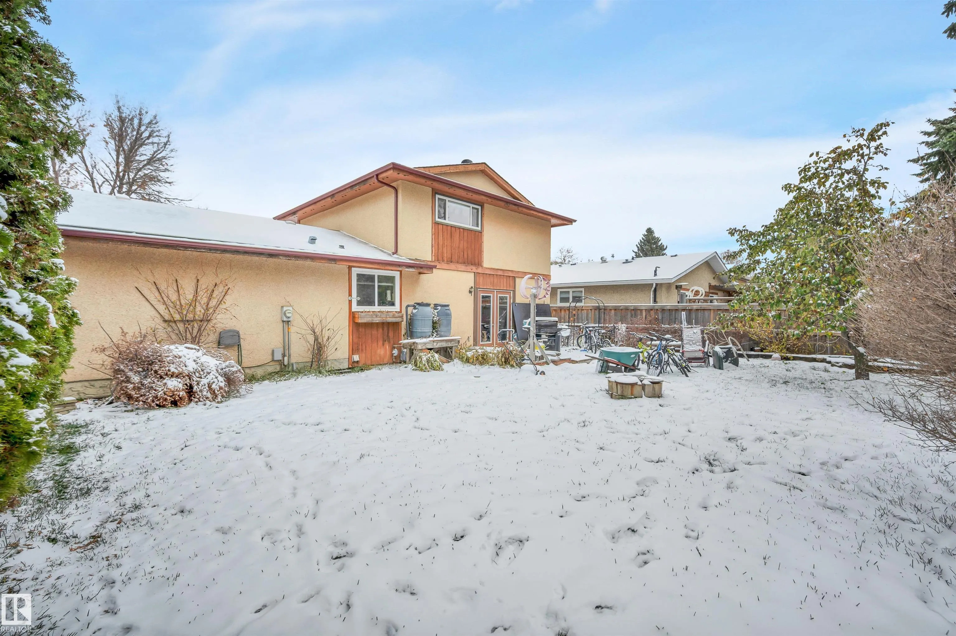 7 ANITA Crescent